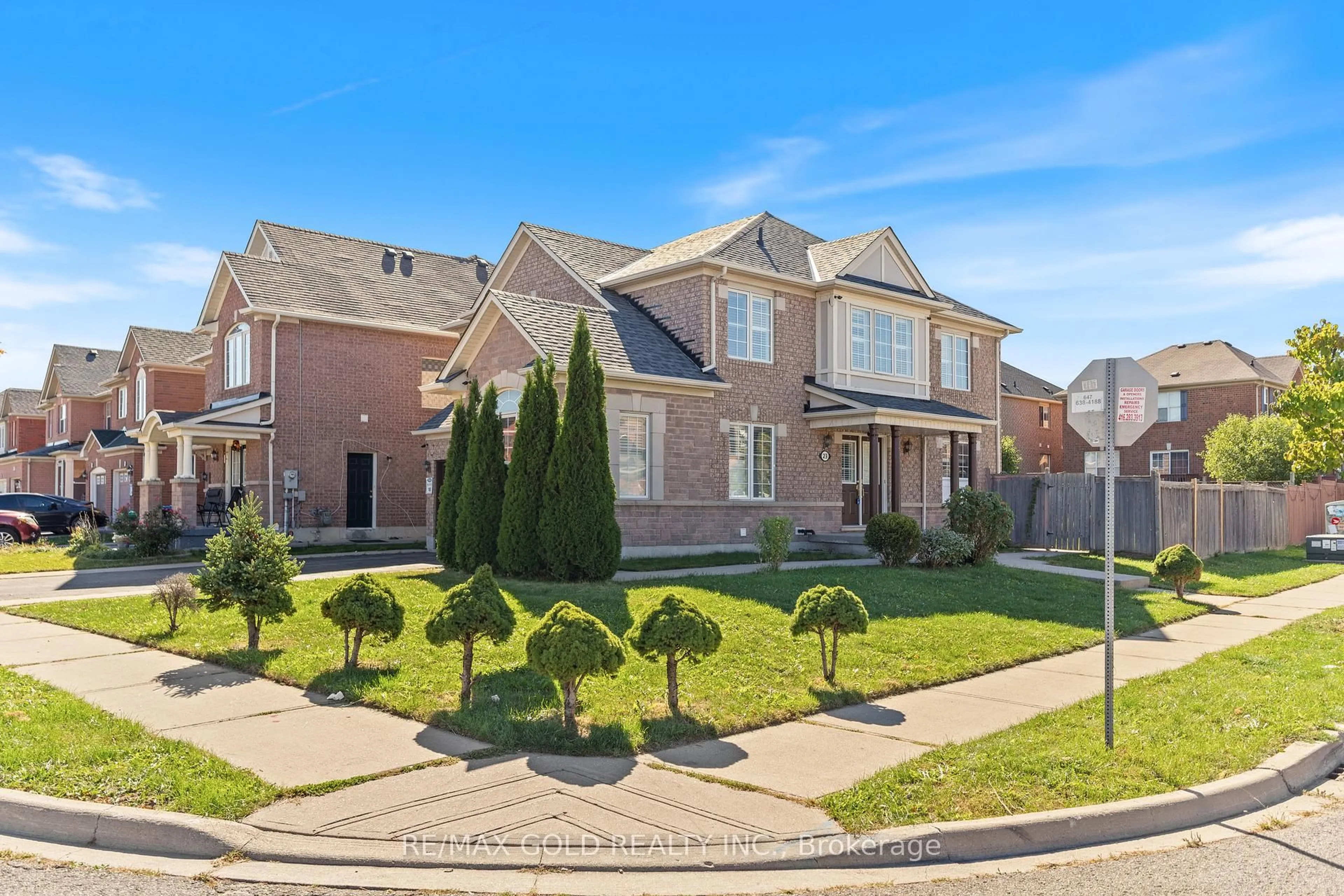 Home with brick exterior material, street for 23 Lyric Rd, Brampton Ontario L6S 0B4