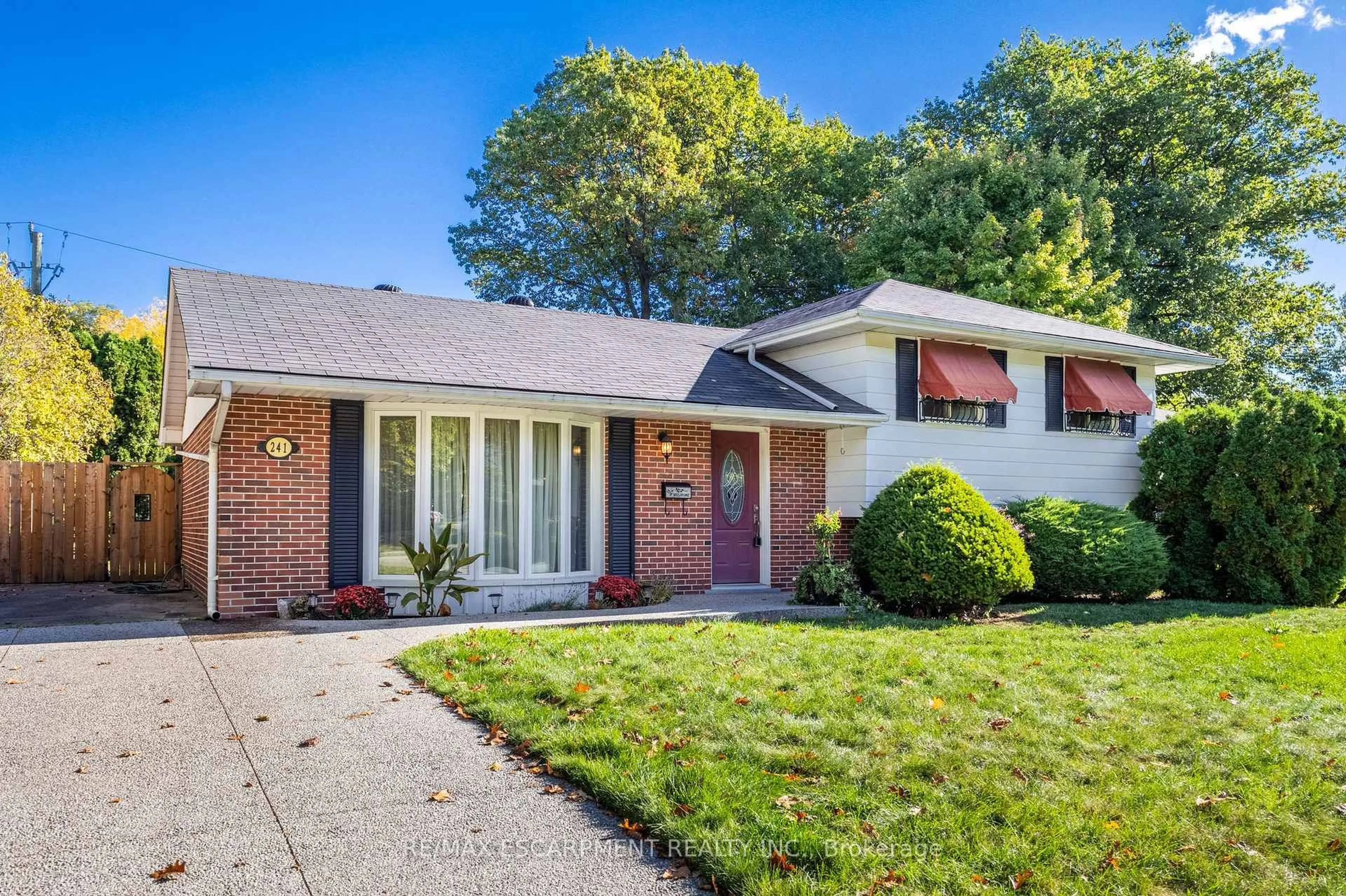 Home with brick exterior material, street for 241 TOTTENHAM Rd, Burlington Ontario L7L 4G5