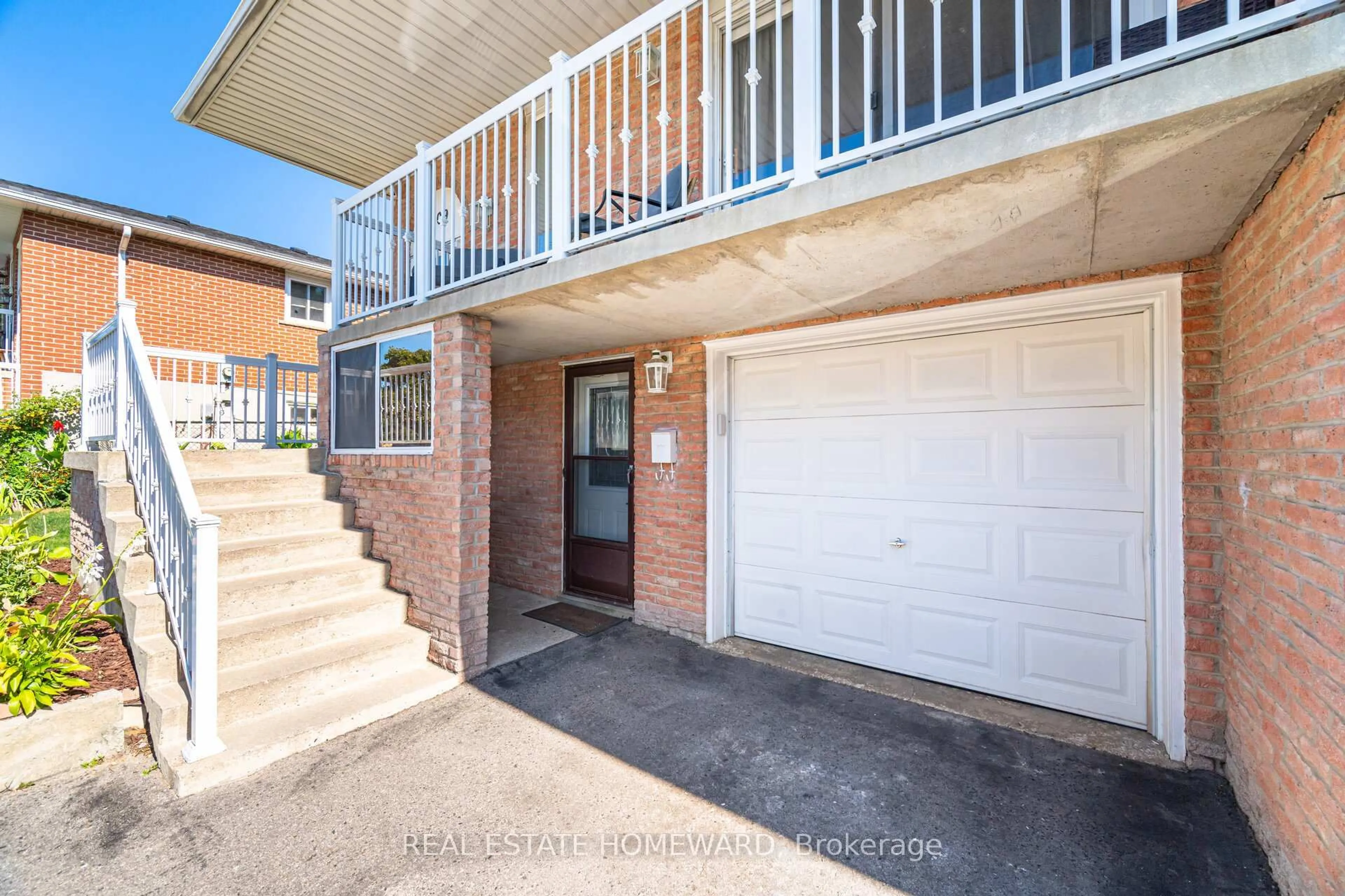 Unknown for 309 Royal Salisbury Way, Brampton Ontario L6V 3G4