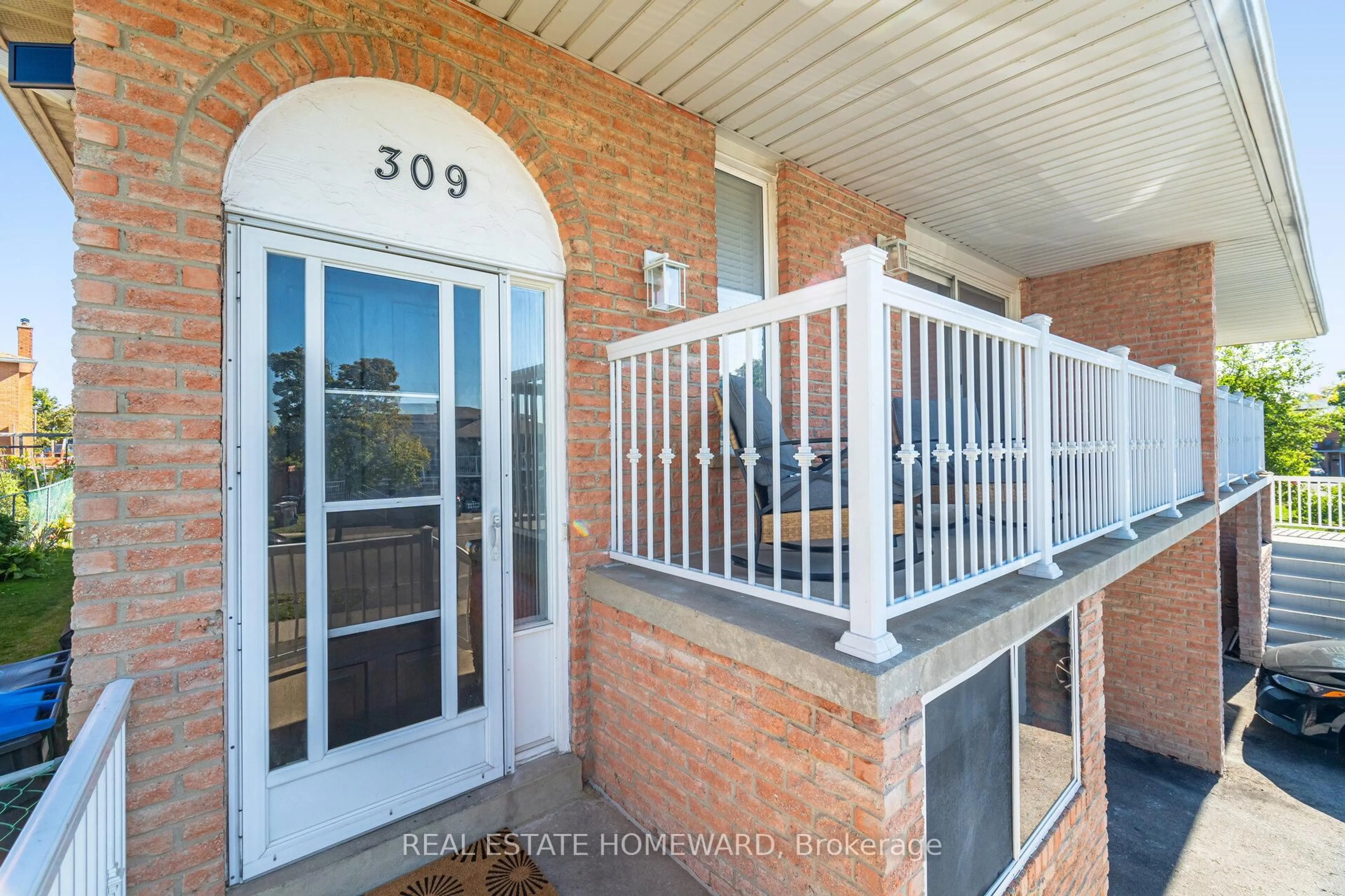 Unknown for 309 Royal Salisbury Way, Brampton Ontario L6V 3G4