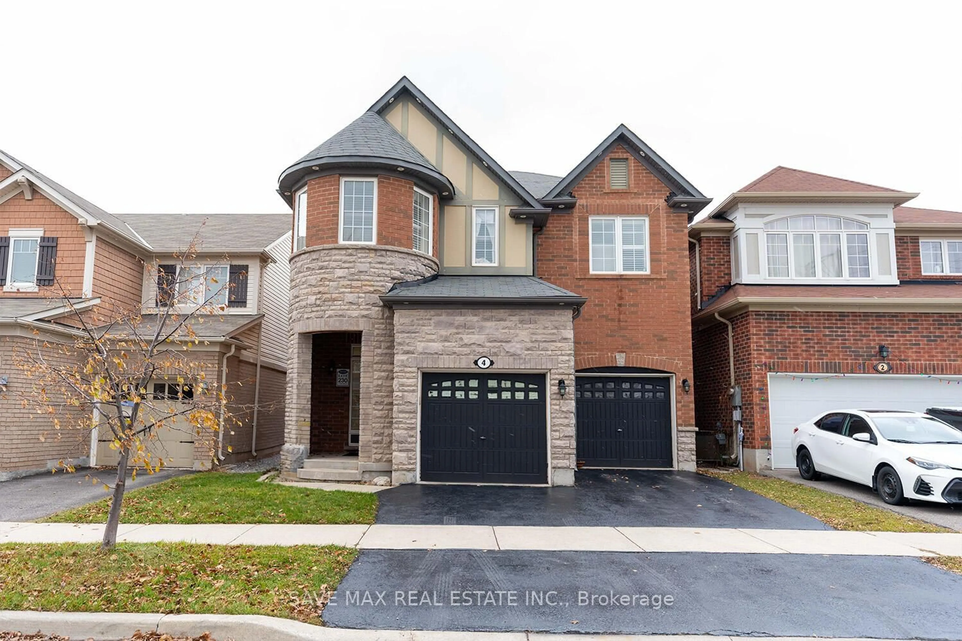 Home with brick exterior material, street for 4 Donomore Dr, Brampton Ontario L7A 0S8