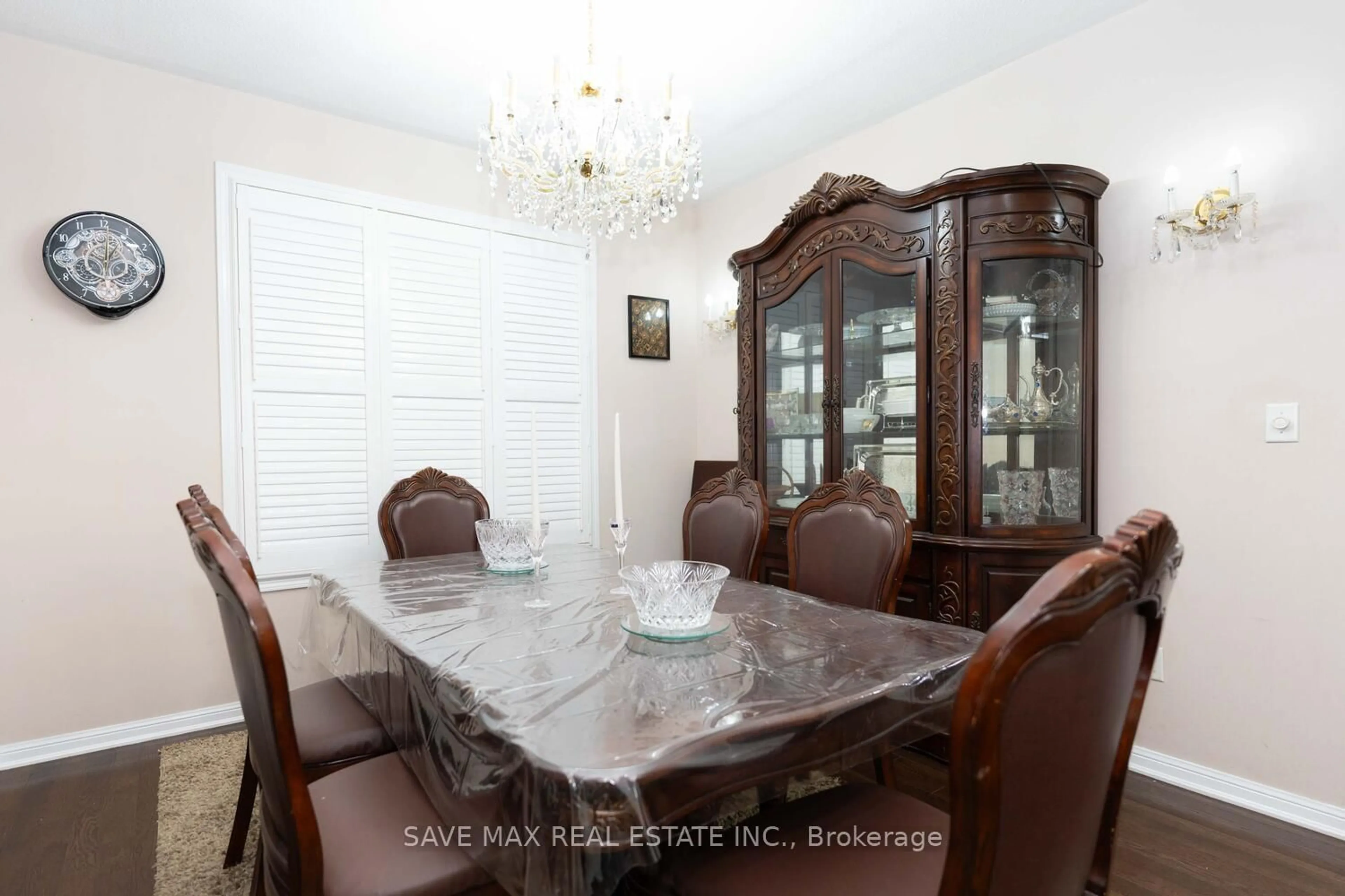 Dining room, unknown for 4 Donomore Dr, Brampton Ontario L7A 0S8