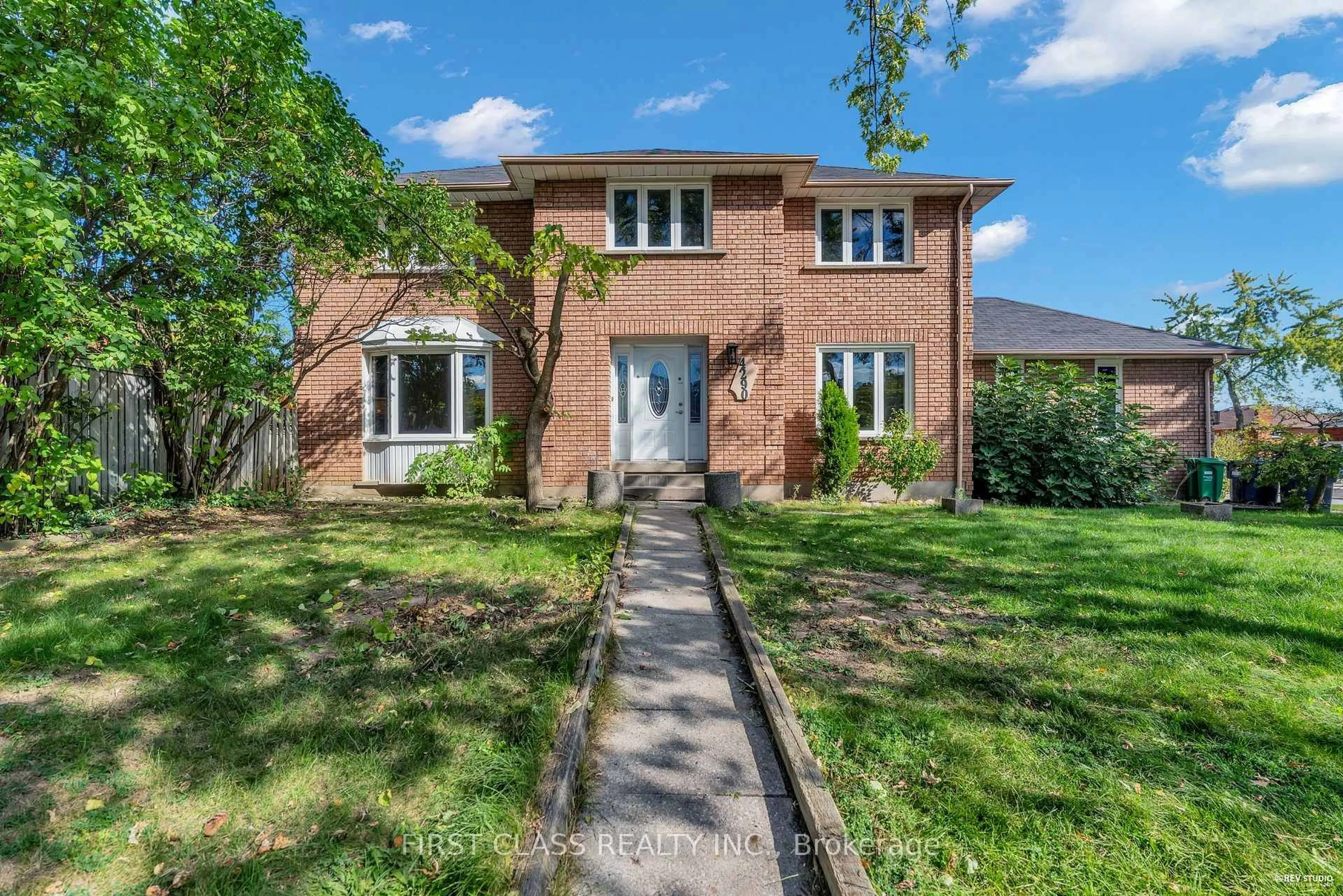 Home with brick exterior material, street for 4290 Radisson Cres, Mississauga Ontario L5M 4C1