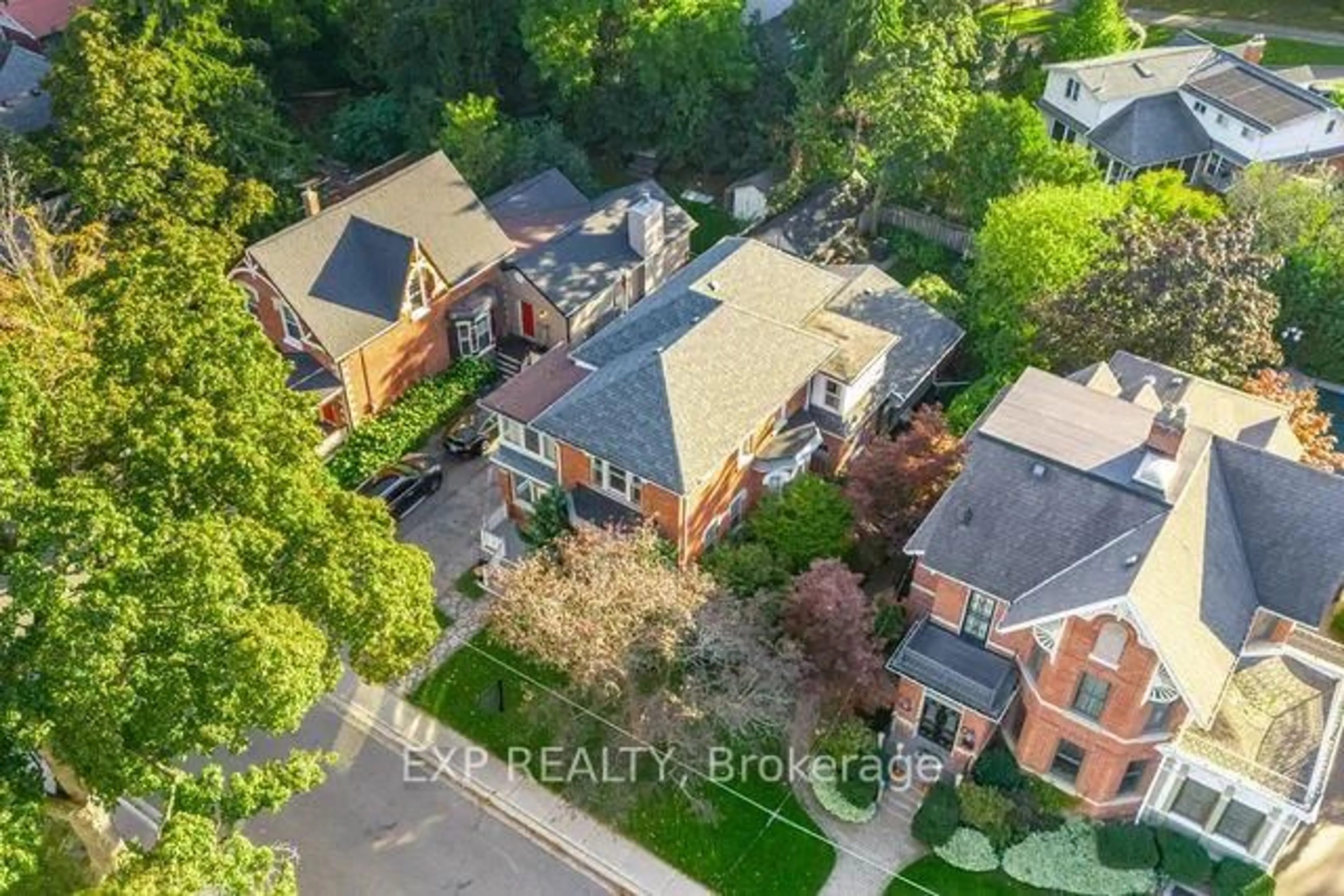 A pic from outside/outdoor area/front of a property/back of a property/a pic from drone, street for 51 Chapel St, Brampton Ontario L6W 2H5