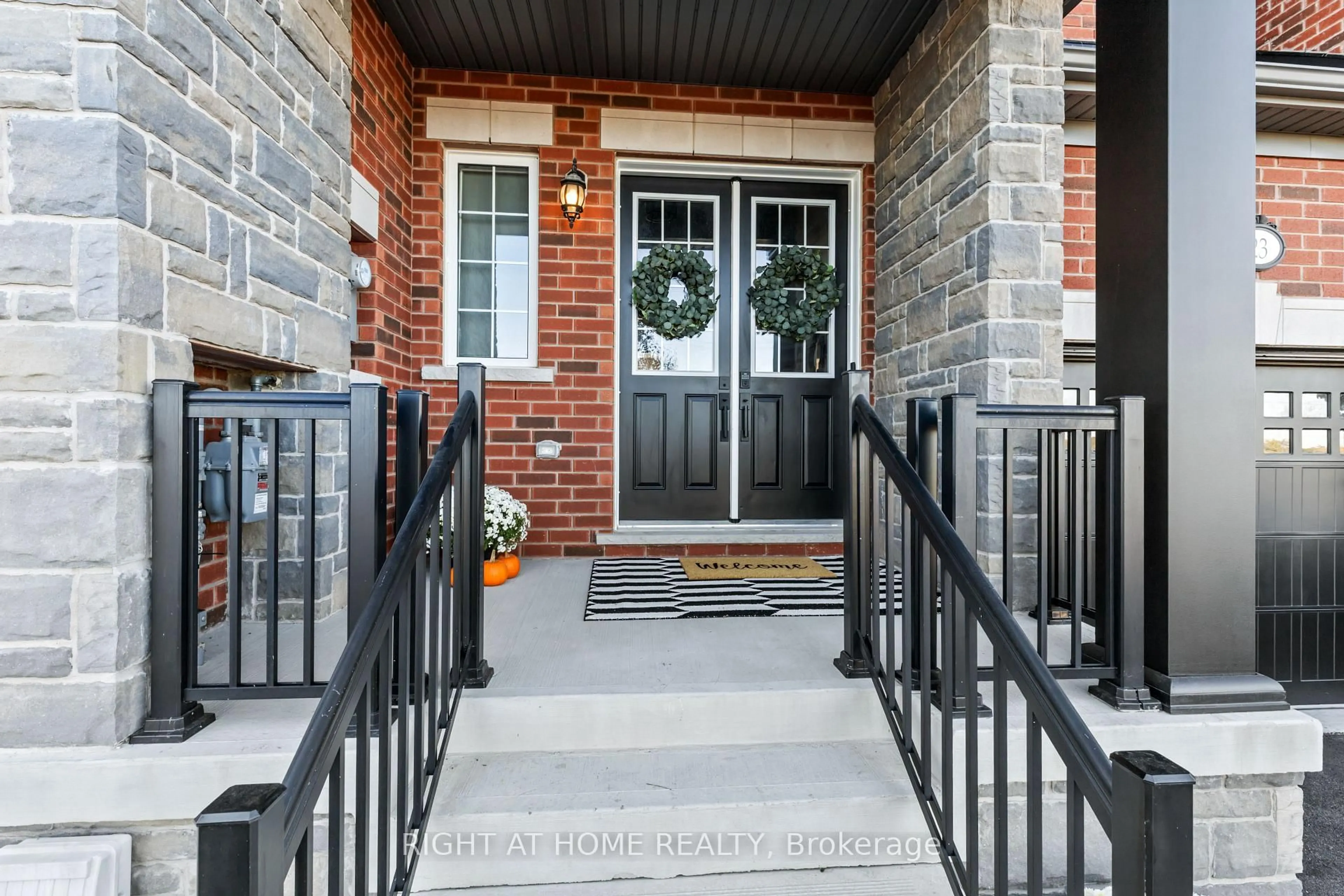 Unknown for 23 Duffel Cres, Halton Hills Ontario L7G 0H7