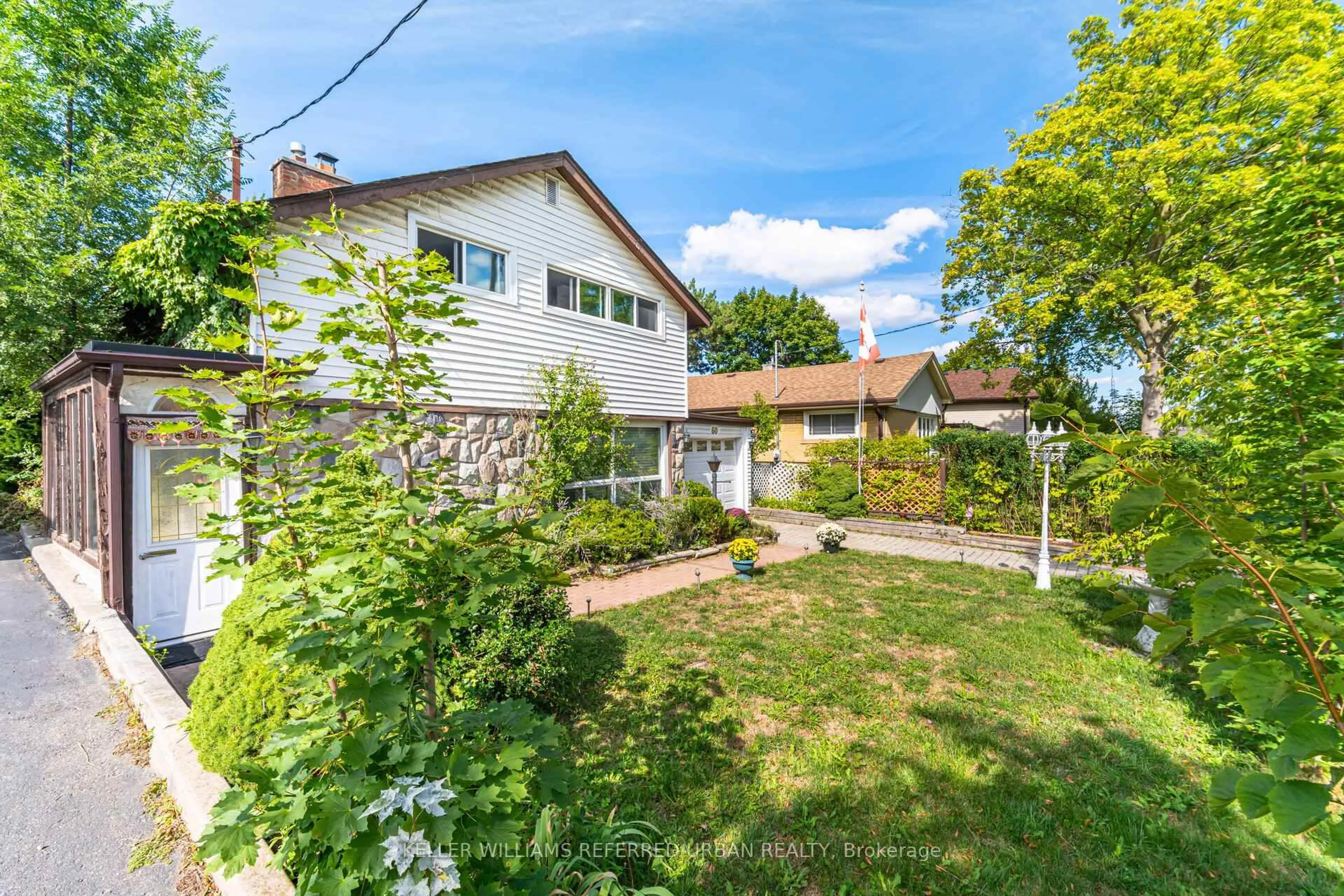 A pic from outside/outdoor area/front of a property/back of a property/a pic from drone, street for 60 Hinton Rd, Toronto Ontario M9W 2V5