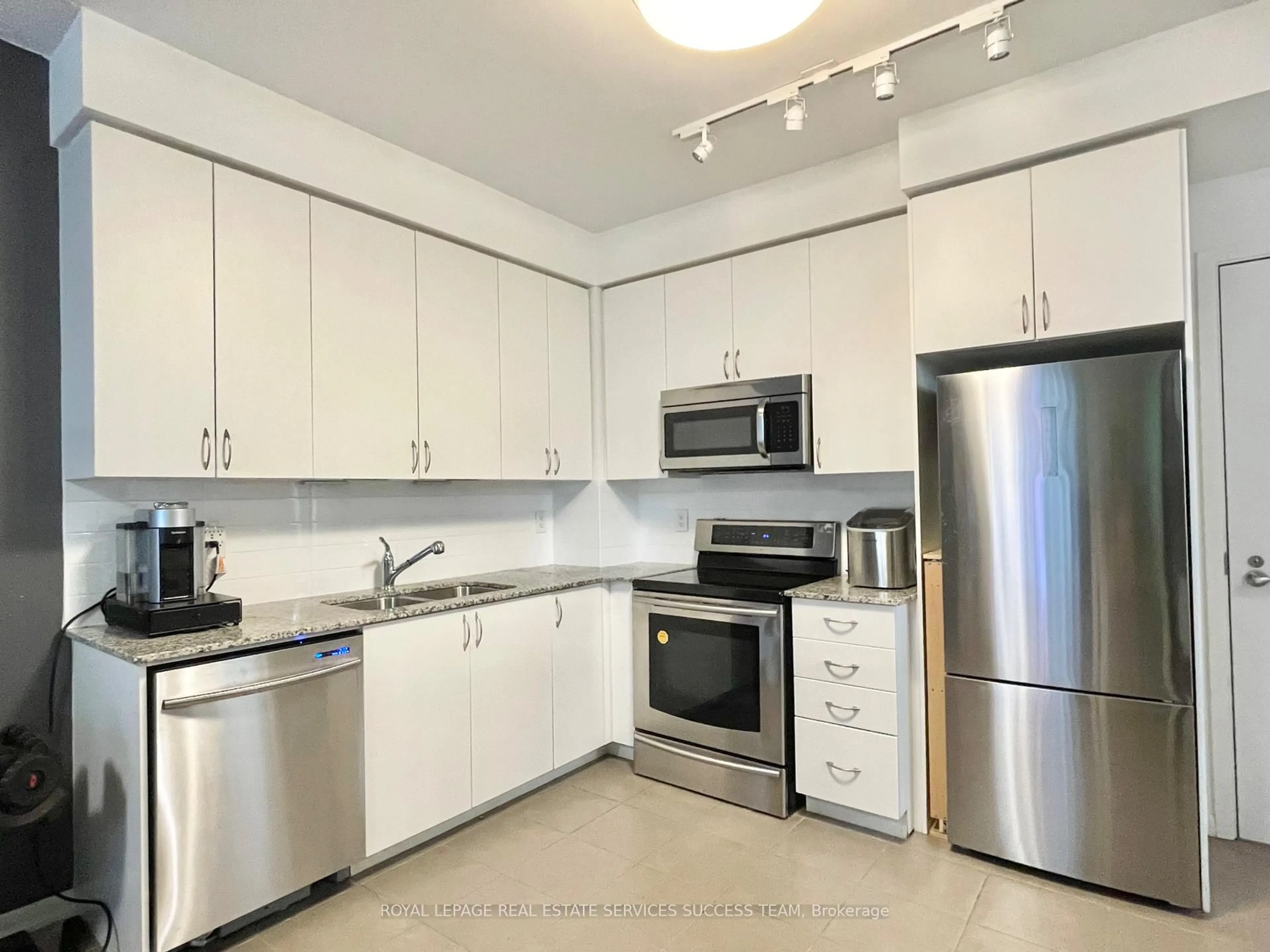 Standard kitchen, unknown for 36 Via Bagnato St #241, Toronto Ontario M6A 0B7