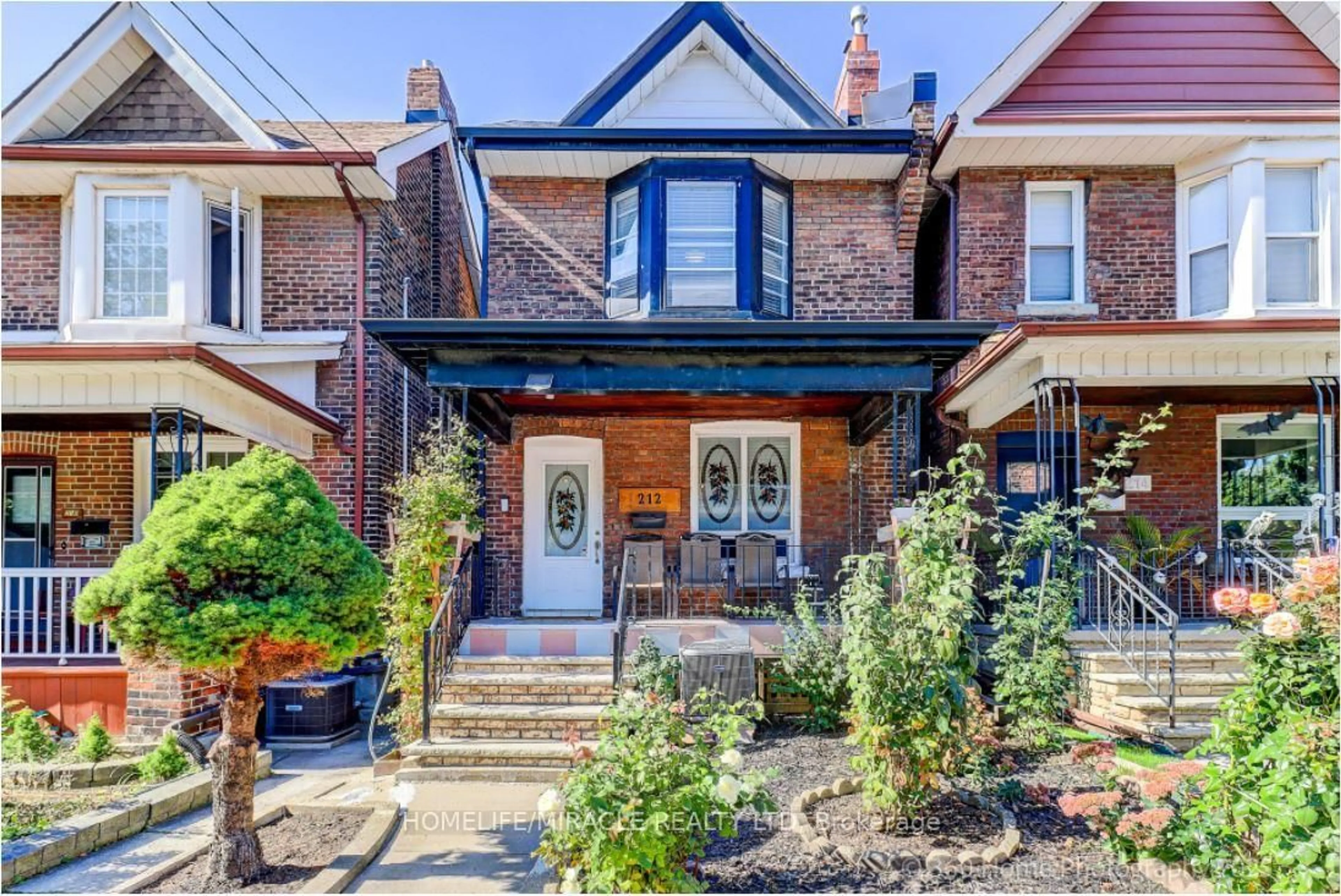 Home with brick exterior material, street for 212 Symington Ave, Toronto Ontario M6P 3W6