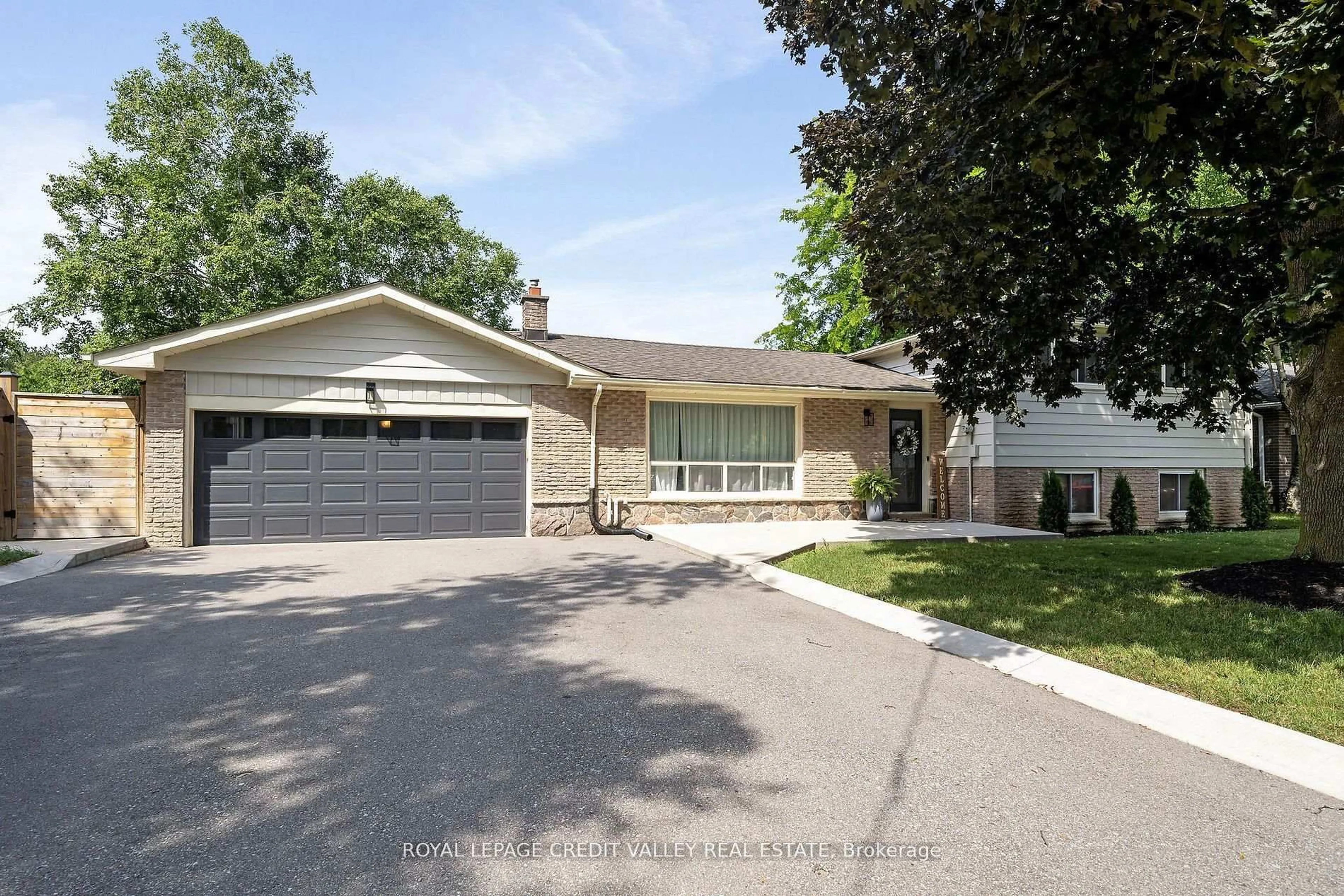 Home with brick exterior material, street for 47 Larry St, Caledon Ontario L7C 1K8