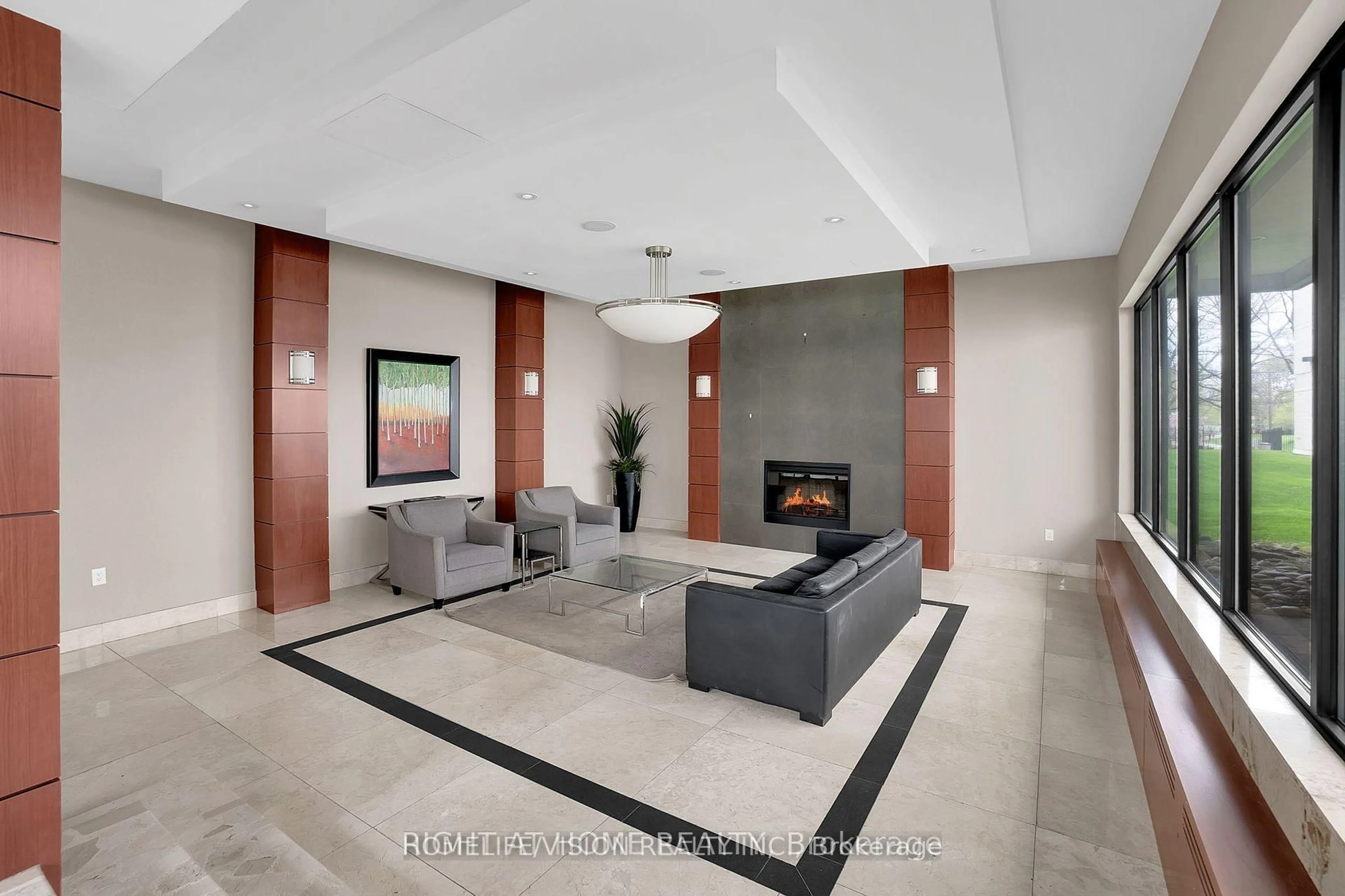 Lobby for 360 Ridelle Ave #2004, Toronto Ontario M6B 1K1