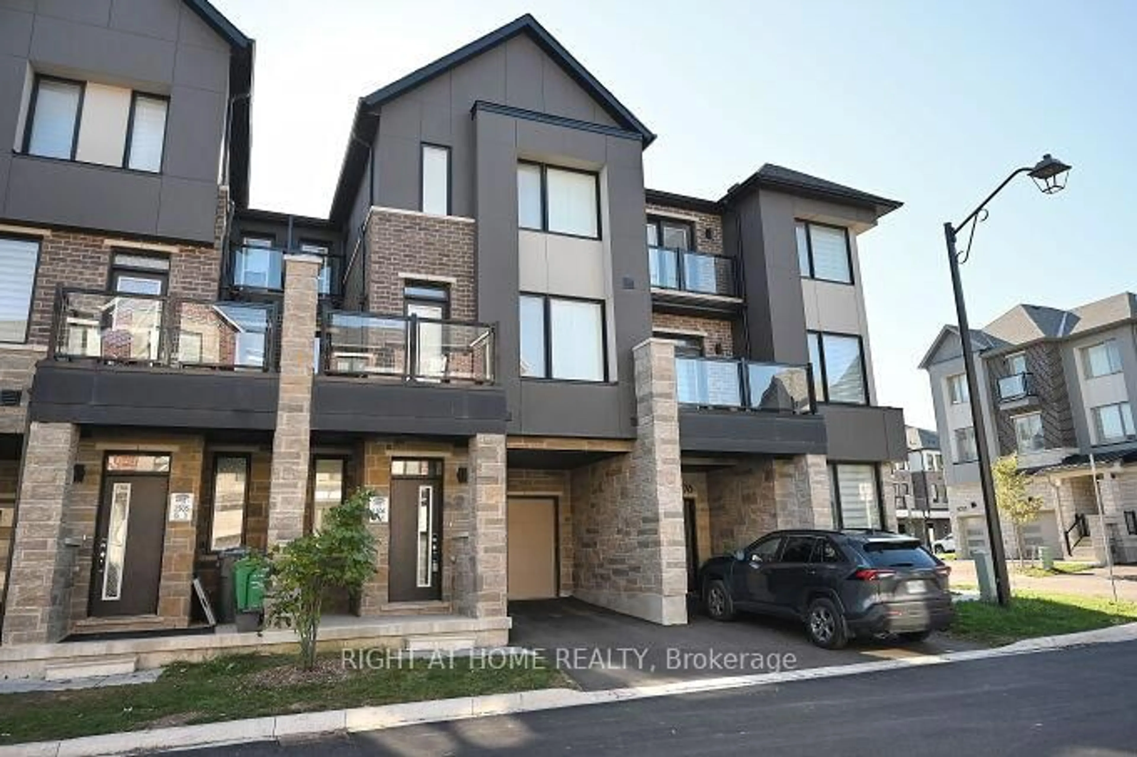 Unknown for 5174 Zionkate Lane, Mississauga Ontario L5M 2S8