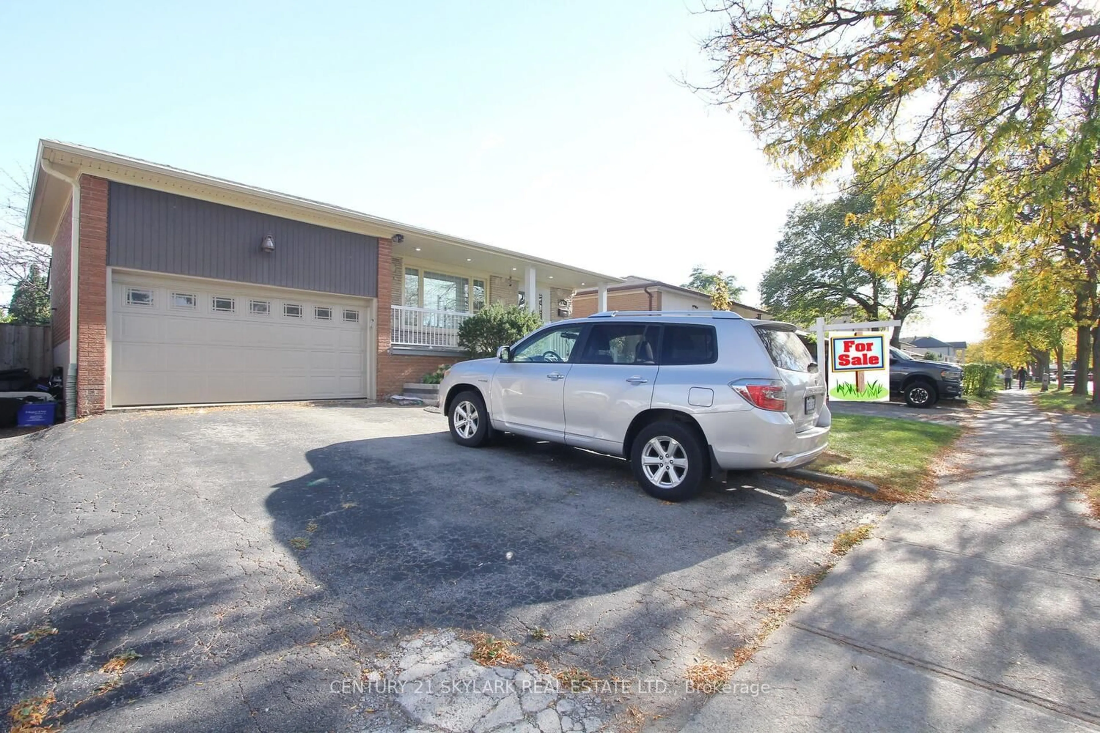 Unknown for 3376 Twilight Rd, Mississauga Ontario L4T 1Z9