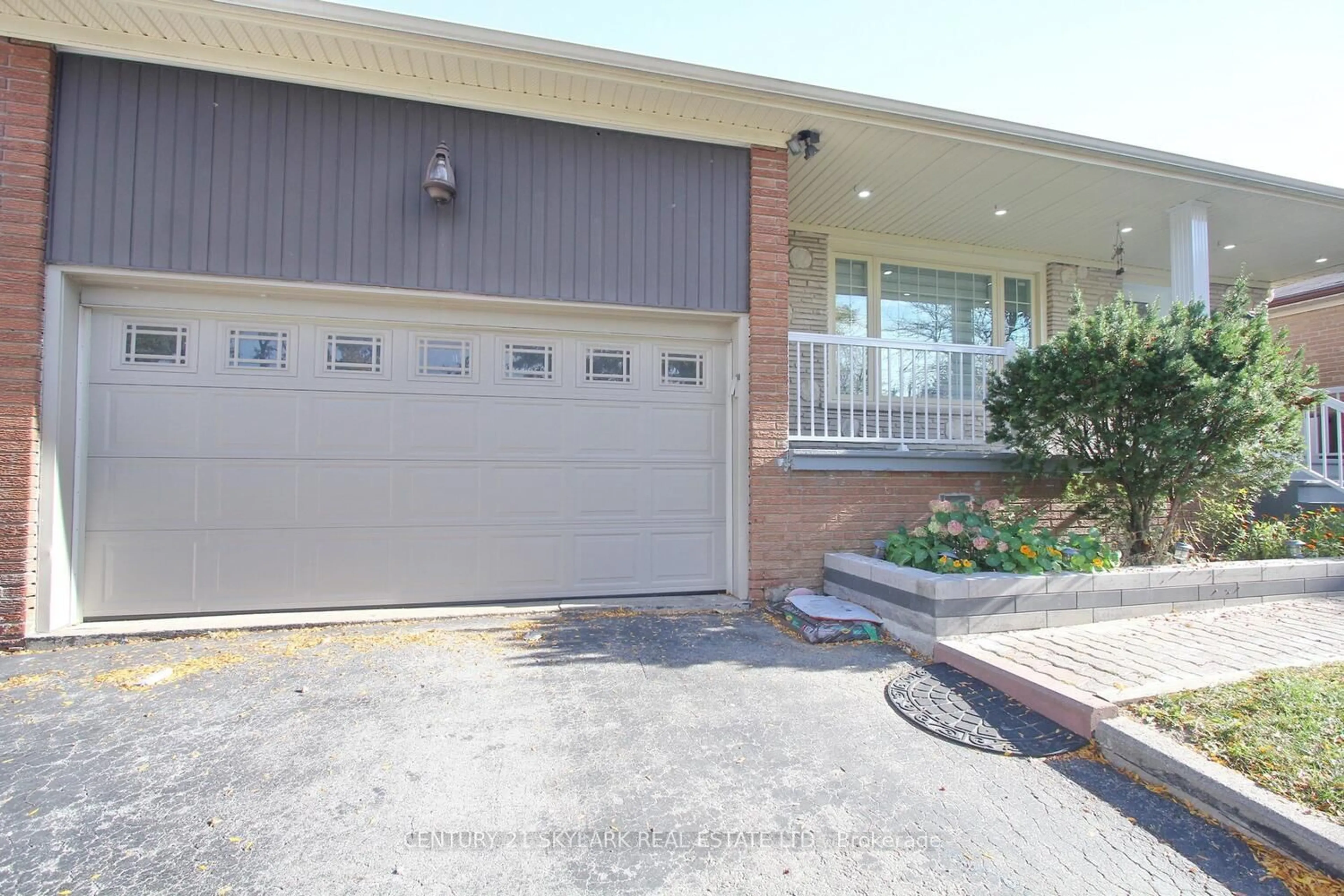 Unknown for 3376 Twilight Rd, Mississauga Ontario L4T 1Z9