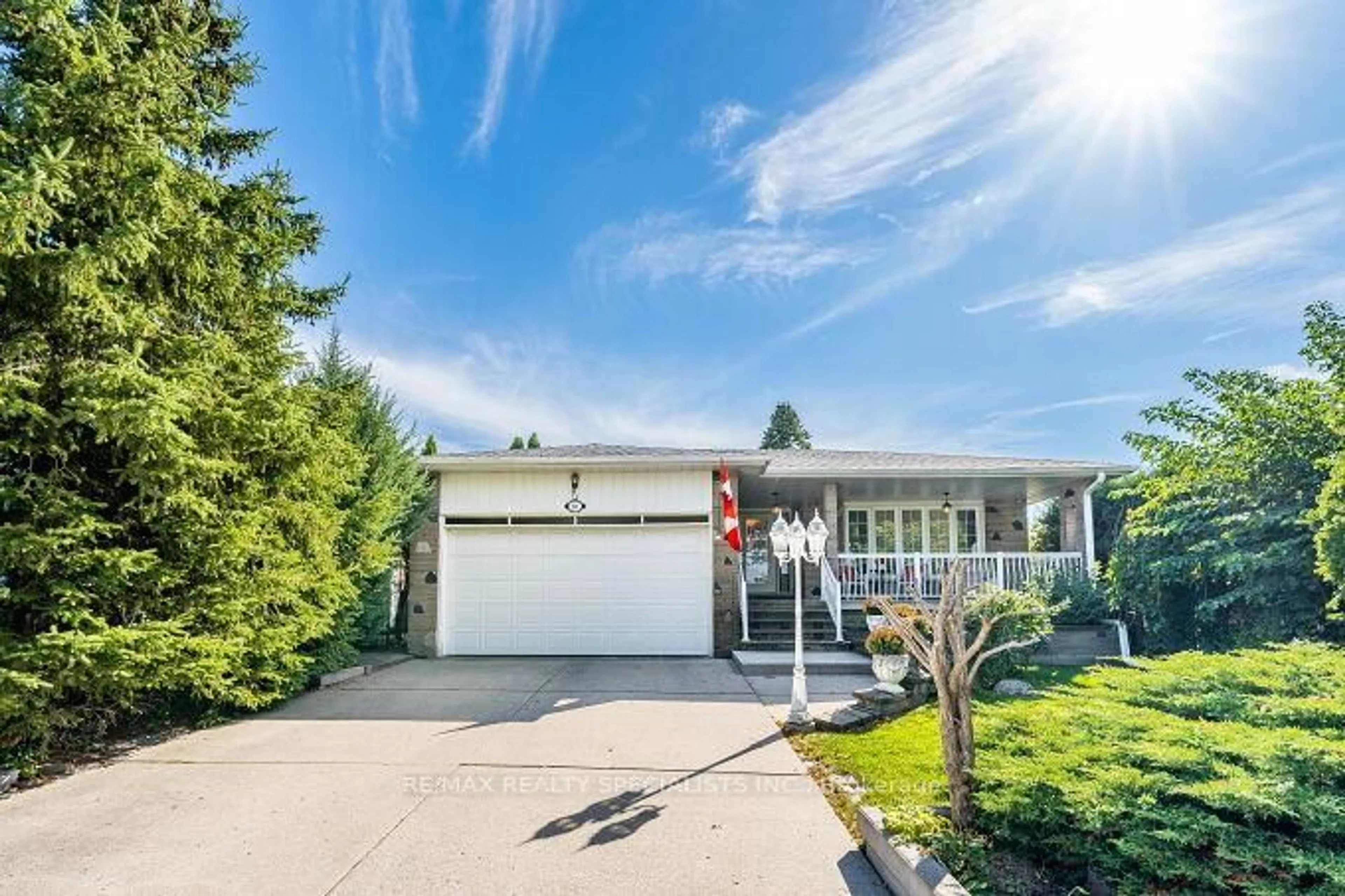 Unknown for 61 Brewster Cres, Toronto Ontario M3N 1C7