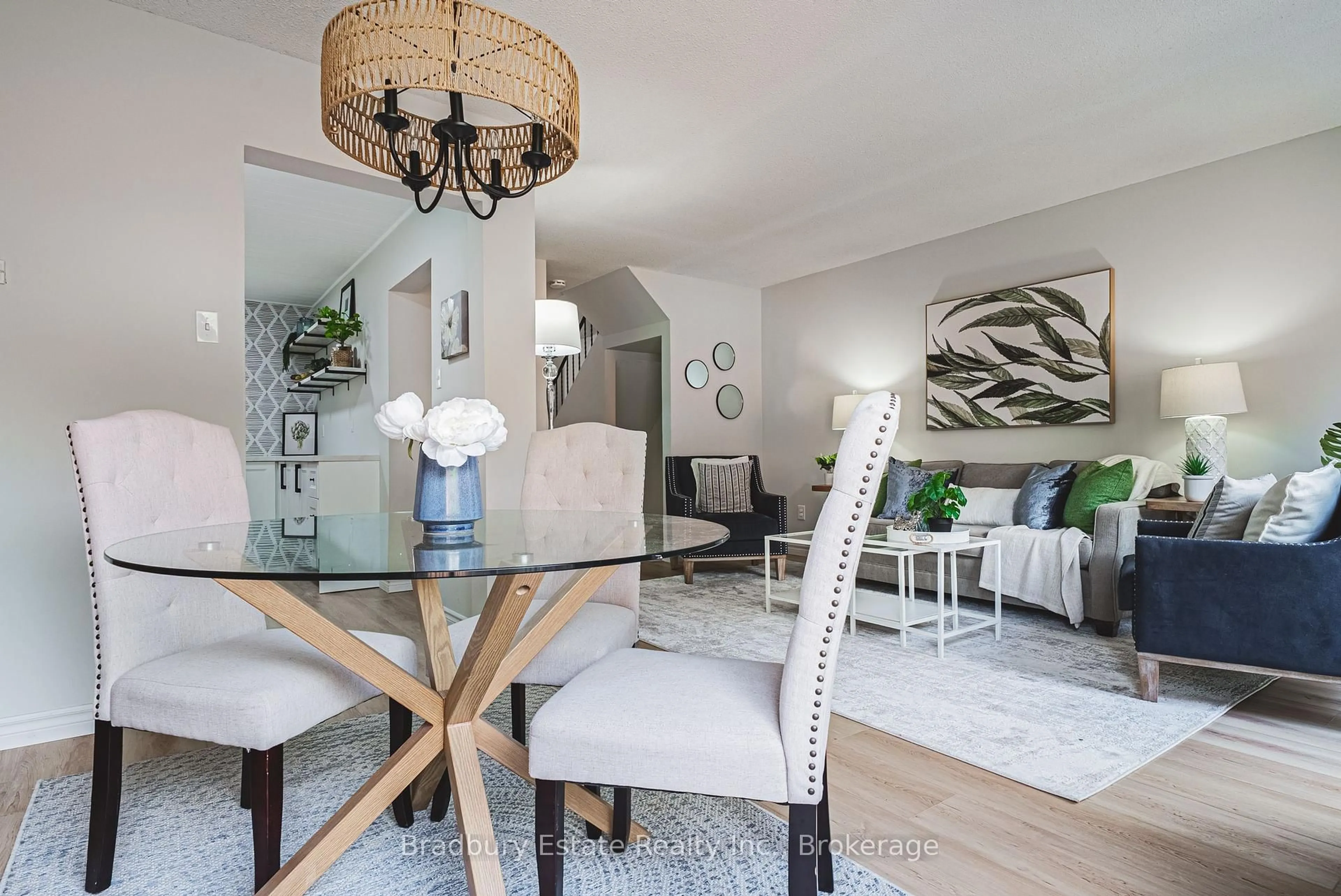 Living room with furniture, unknown for 2301 Cavendish Dr #137, Burlington Ontario L7P 3M3