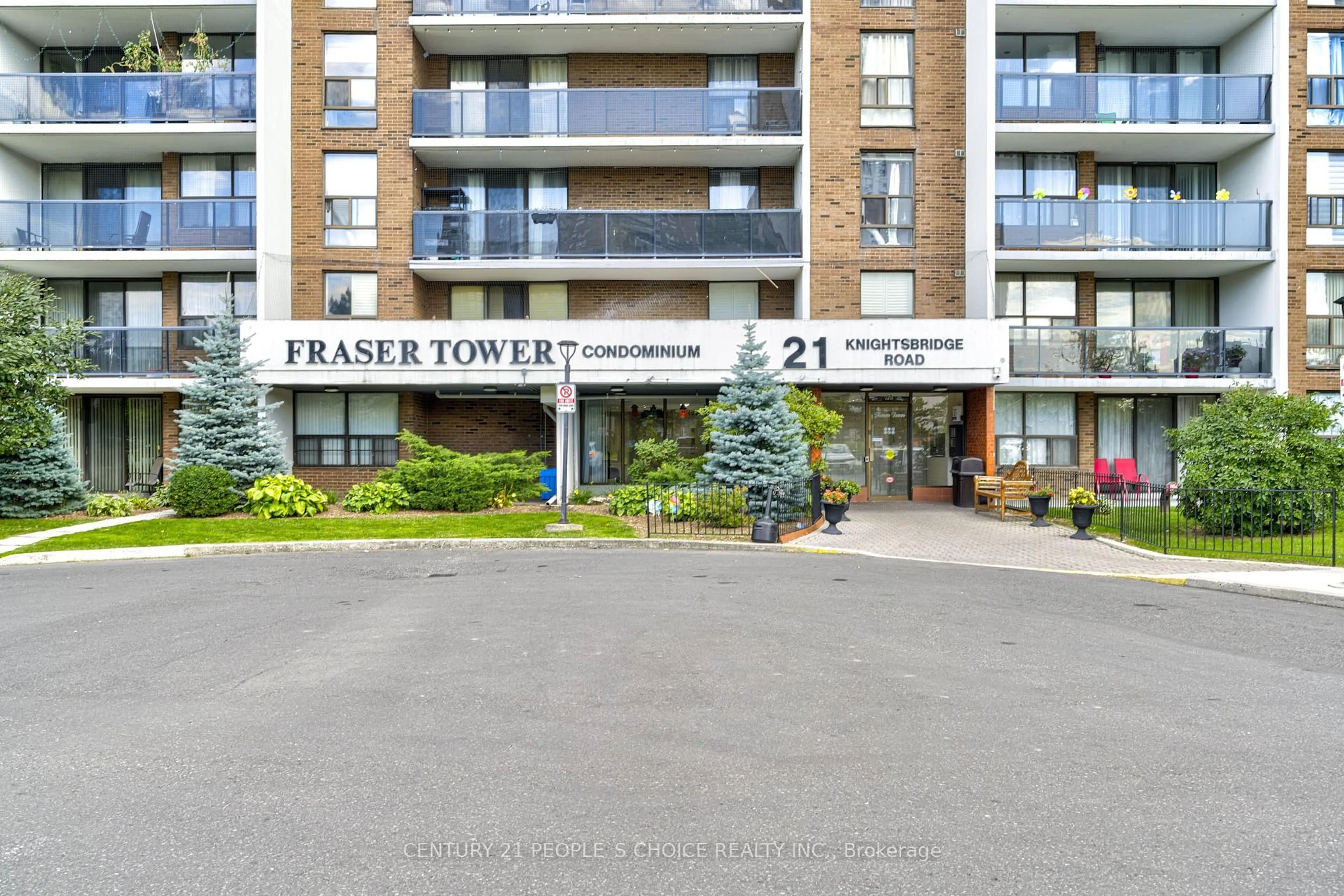 Indoor foyer for 21 Knightsbridge Rd #1410, Brampton Ontario L6T 3Y1