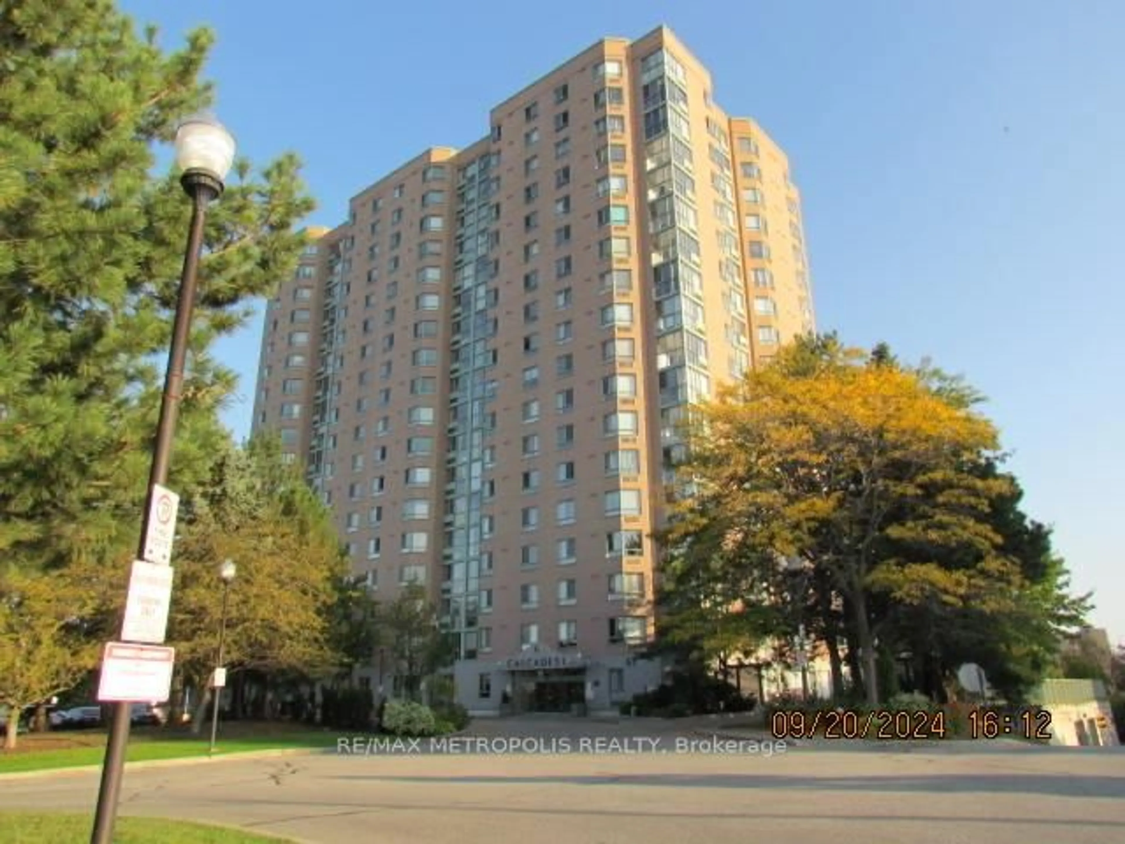 Unknown for 61 Markbrook Lane #602, Toronto Ontario M9V 5E7