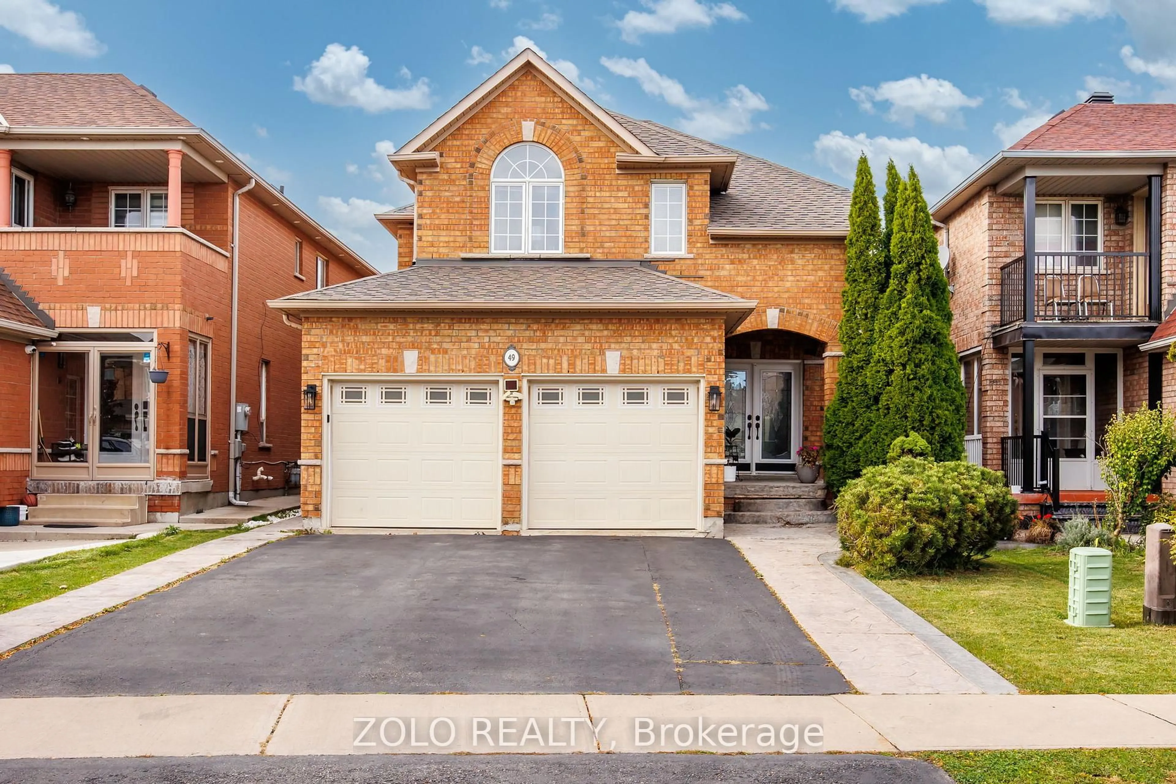 Home with brick exterior material, street for 49 Sandyshores Dr, Brampton Ontario L6R 2H3