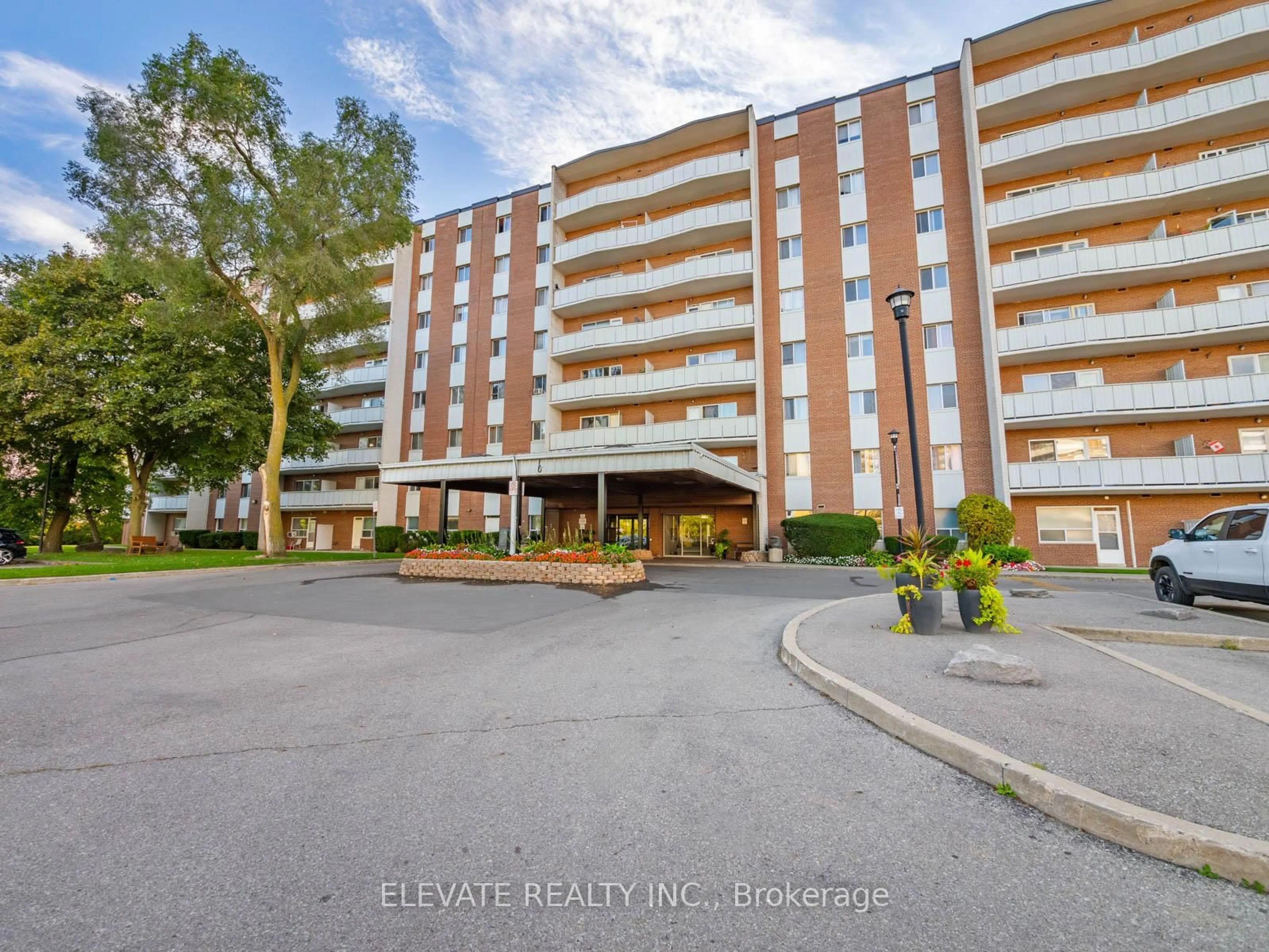 Unknown for 1660 Bloor St #612, Mississauga Ontario L4X 1R9