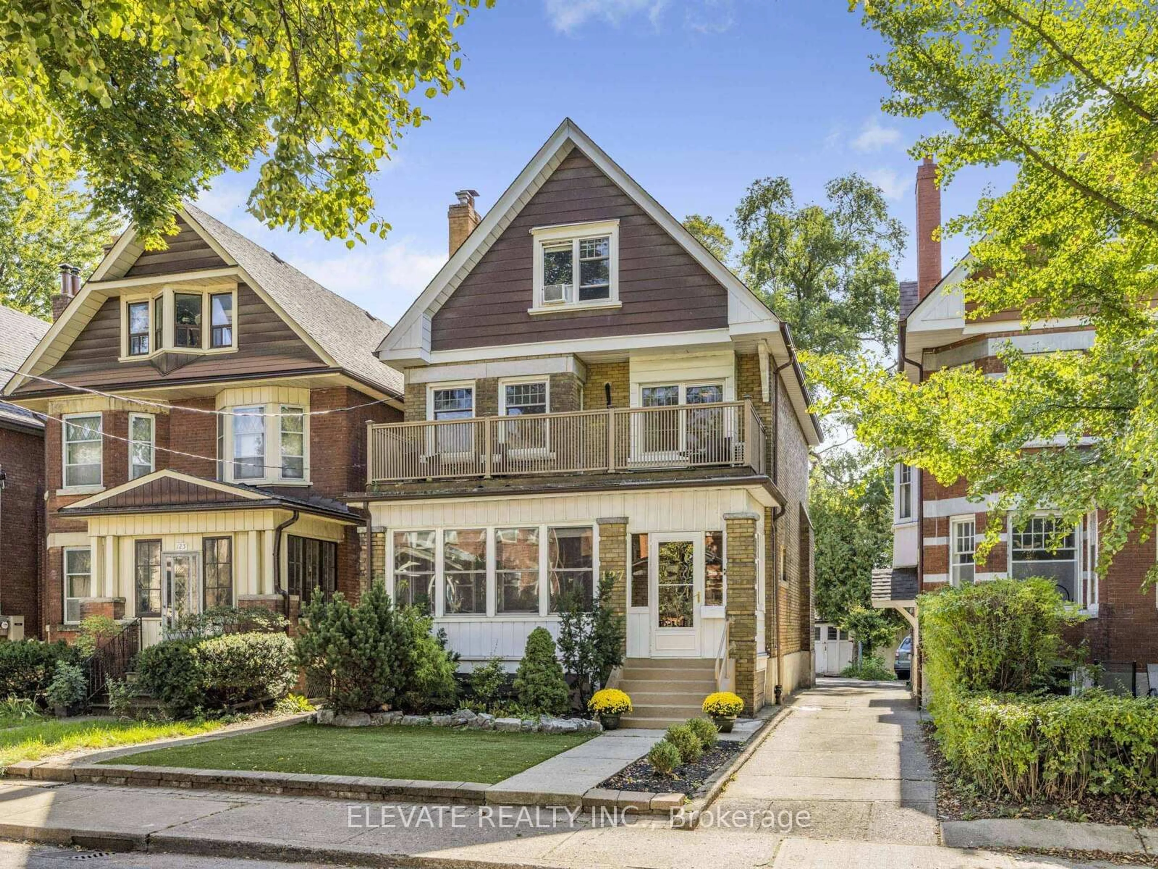 Home with brick exterior material, street for 127 Westminster Ave, Toronto Ontario M6R 1N6