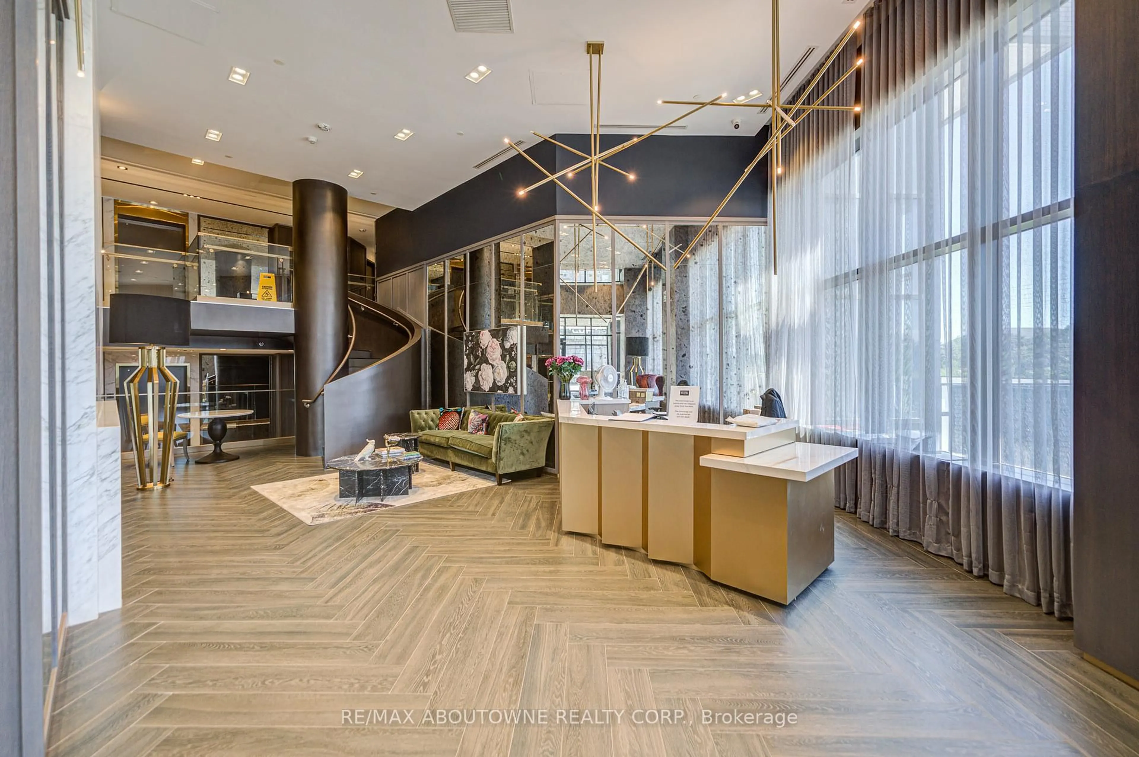 Unknown for 395 Dundas St #234, Oakville Ontario L6M 5R8