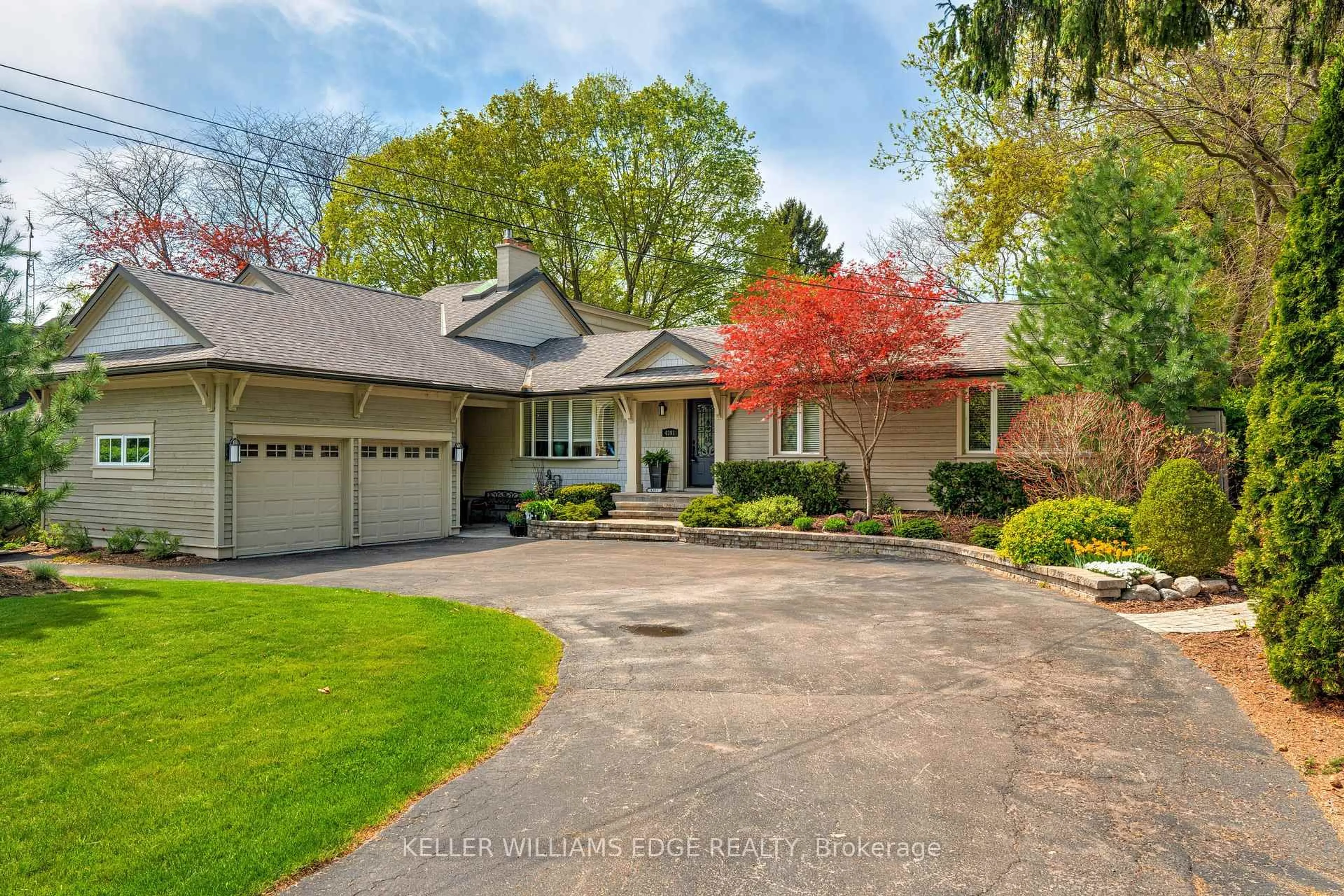 Home with brick exterior material, street for 4391 Lakeshore Rd, Burlington Ontario L7L 1B3