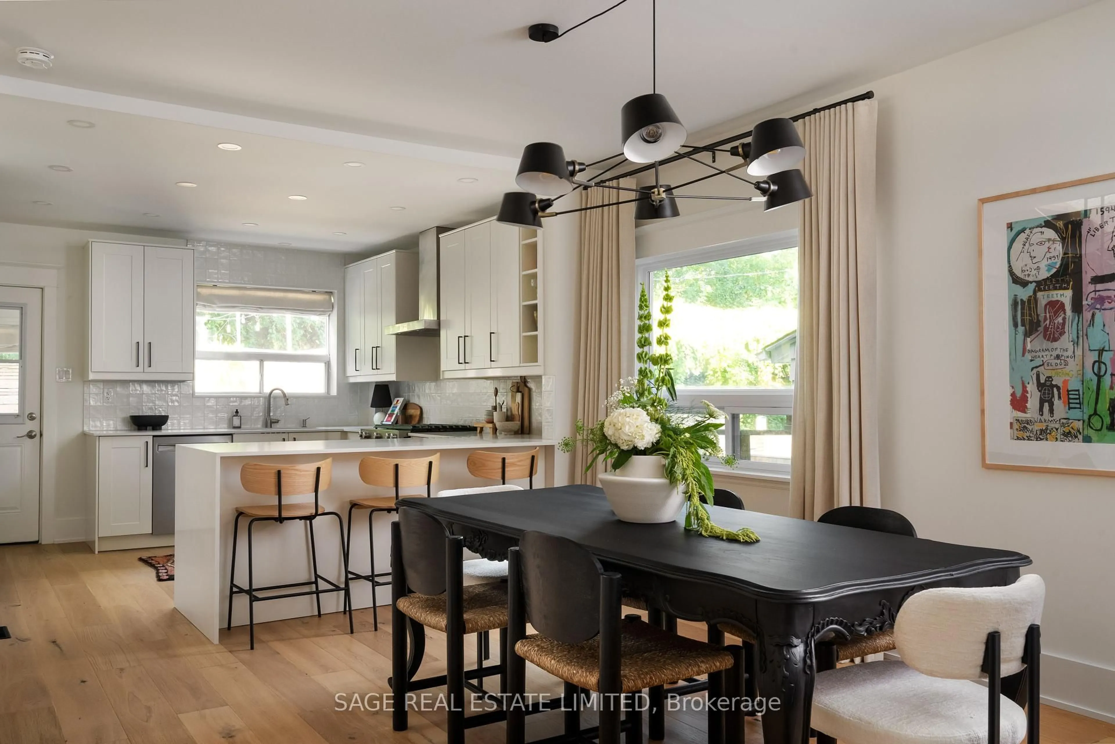 Contemporary kitchen, unknown for 70 Medland Cres, Toronto Ontario M6P 2N2