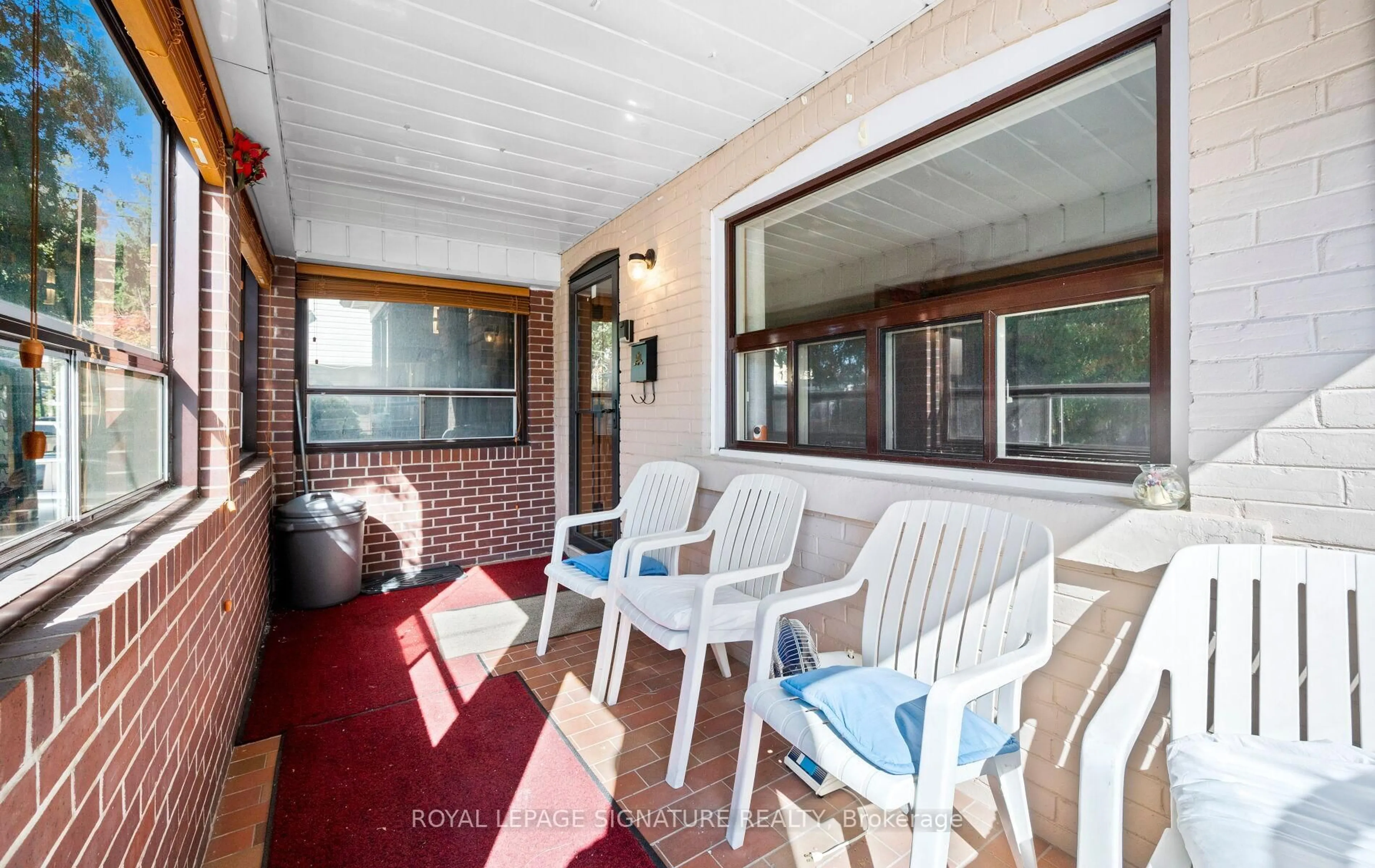 Patio, street for 69 Chambers Ave, Toronto Ontario M6N 3M1