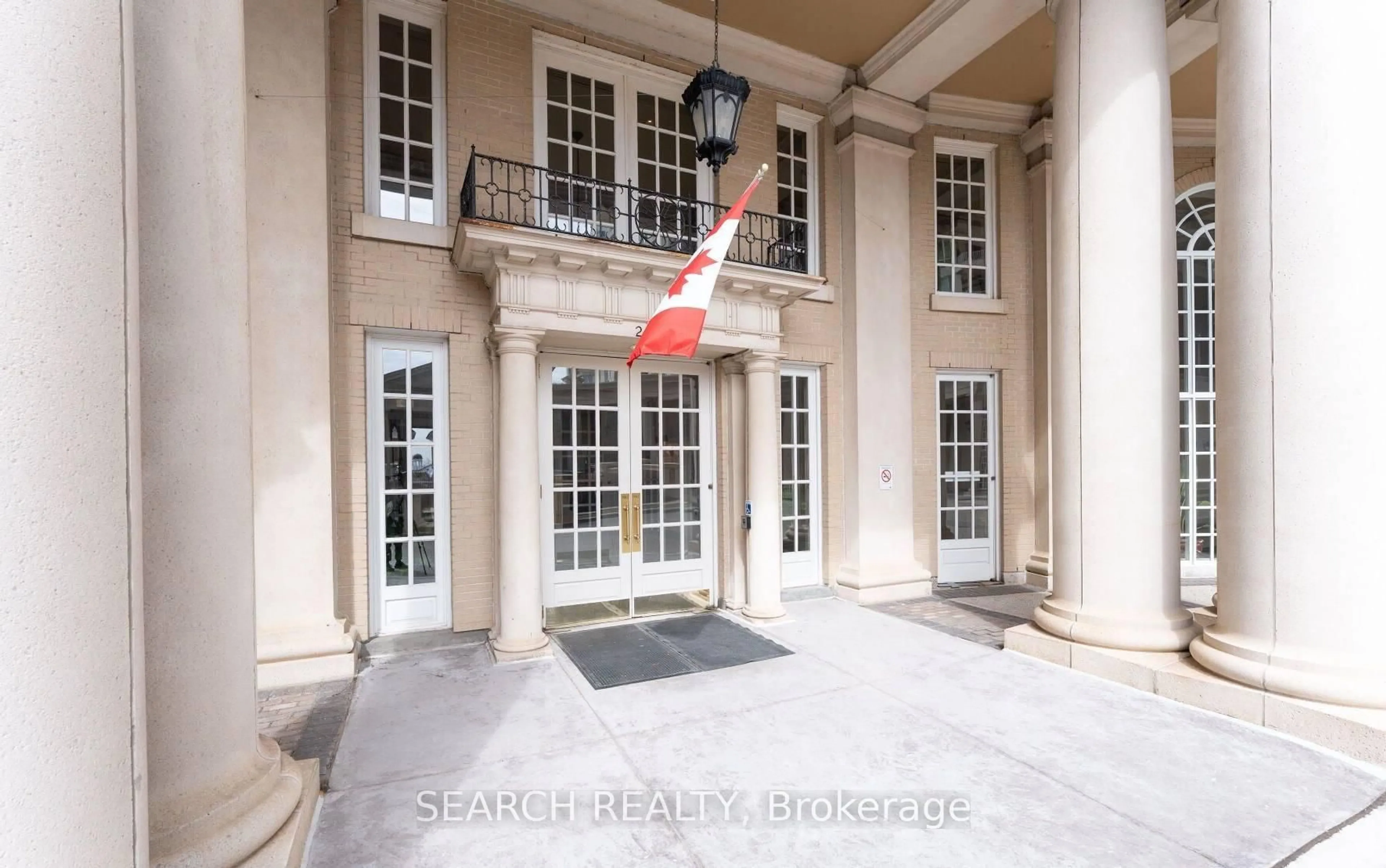 Indoor foyer for 2285 Lake Shore Blvd #1705, Toronto Ontario M8V 3X9