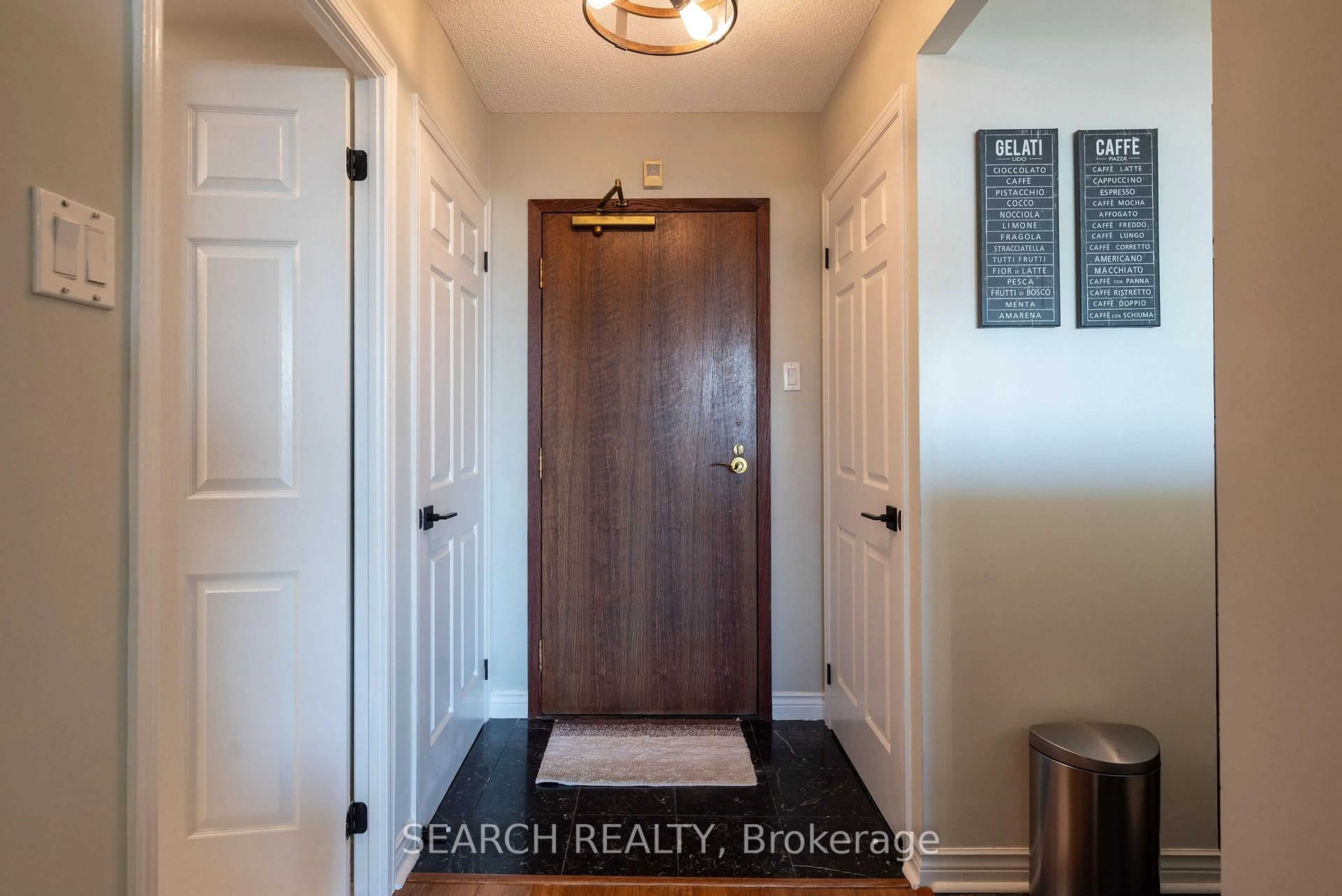 Indoor entryway for 2285 Lake Shore Blvd #1705, Toronto Ontario M8V 3X9