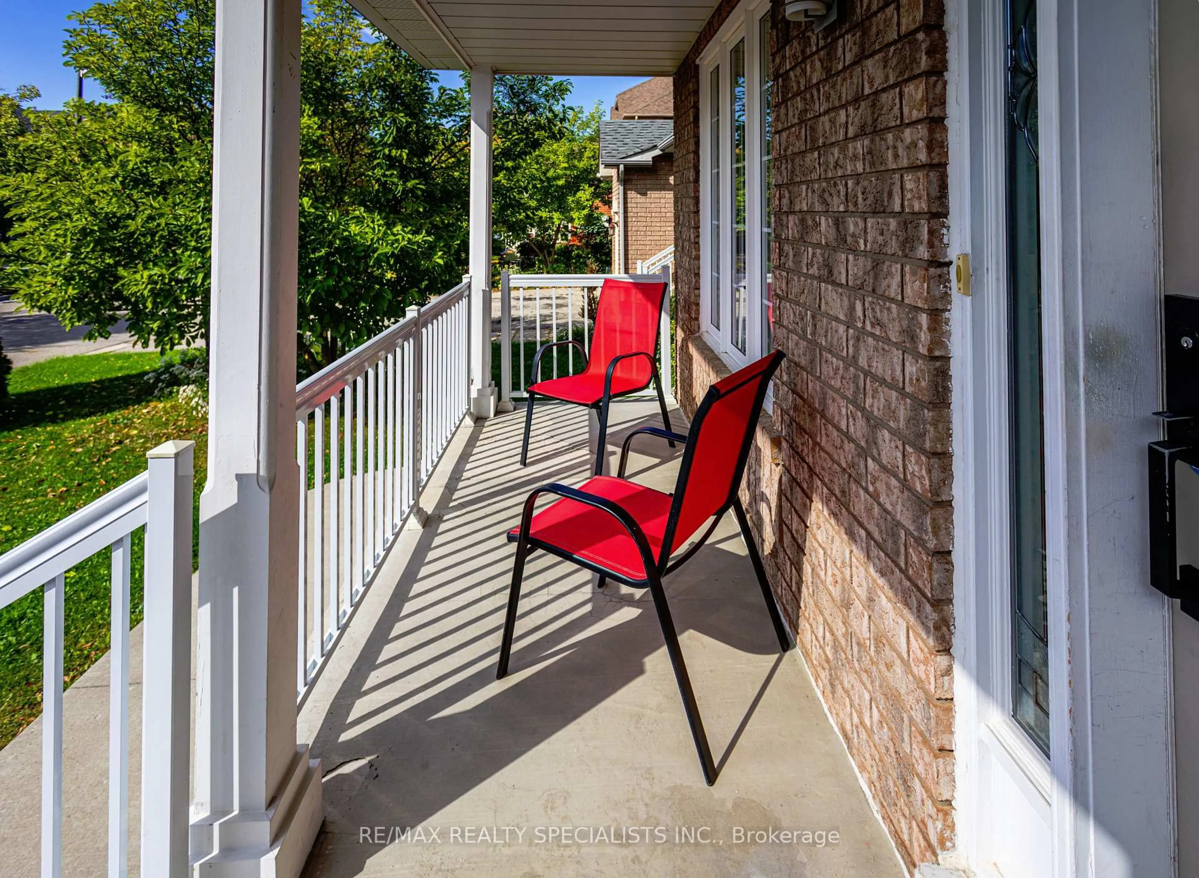 Patio, street for 5449 Rochelle Way, Mississauga Ontario L5M 6N4