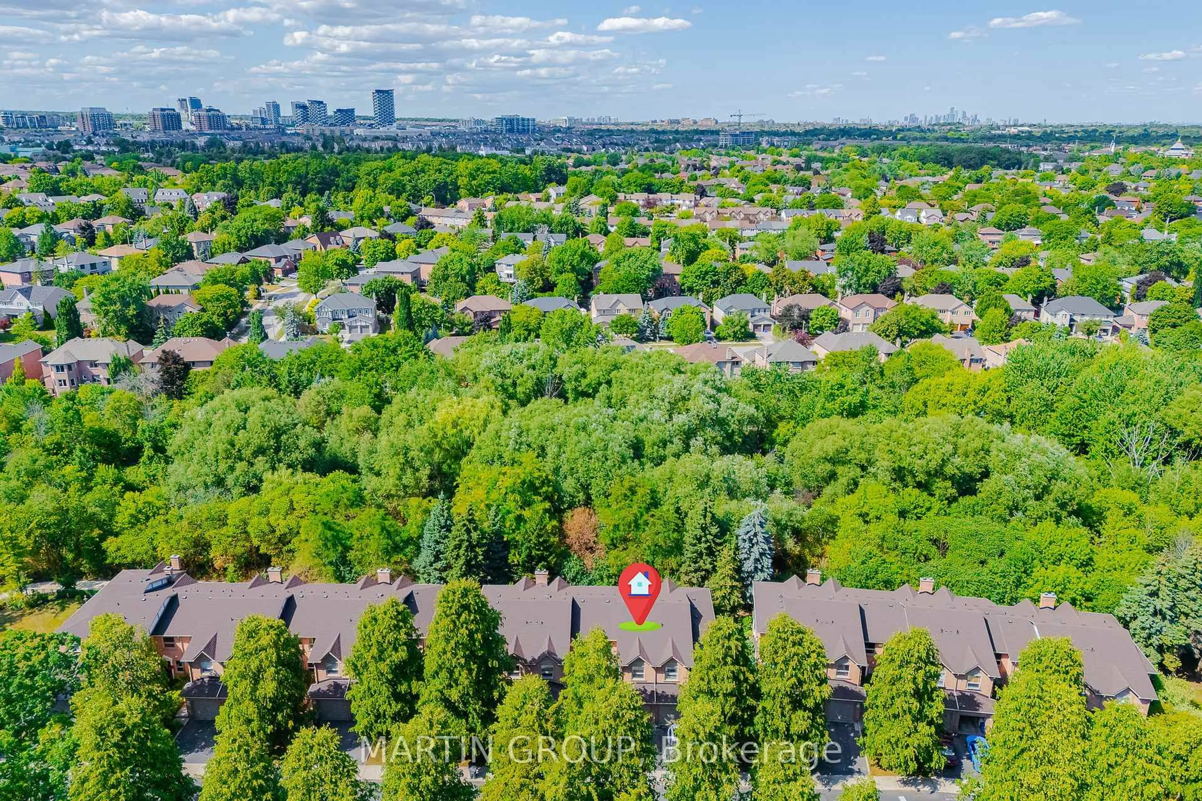 A pic from outside/outdoor area/front of a property/back of a property/a pic from drone, forest/trees view for 2065 Sixth Line #9, Oakville Ontario L6H 5R8
