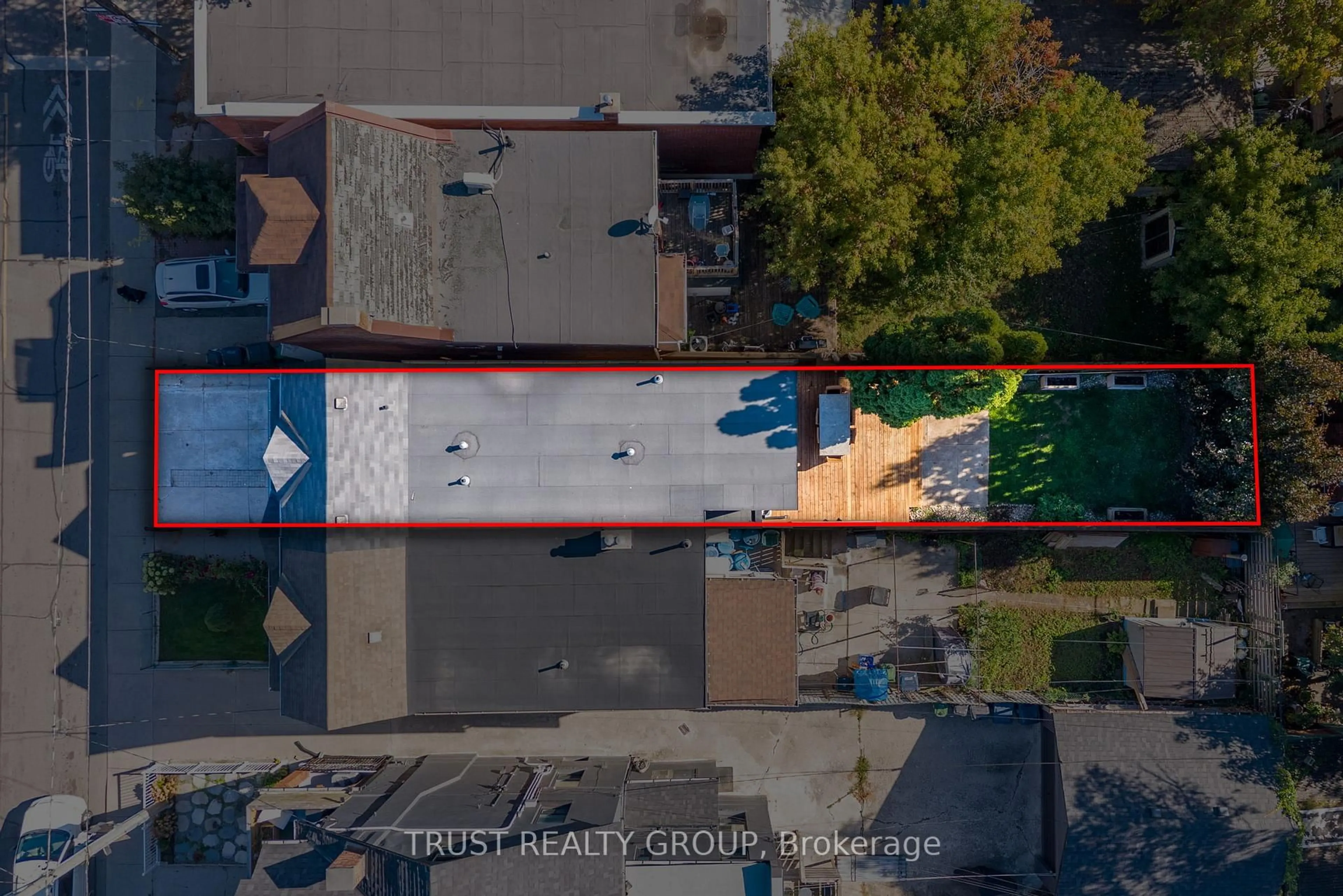A pic from outside/outdoor area/front of a property/back of a property/a pic from drone, street for 153 Wallace Ave, Toronto Ontario M6H 1V1