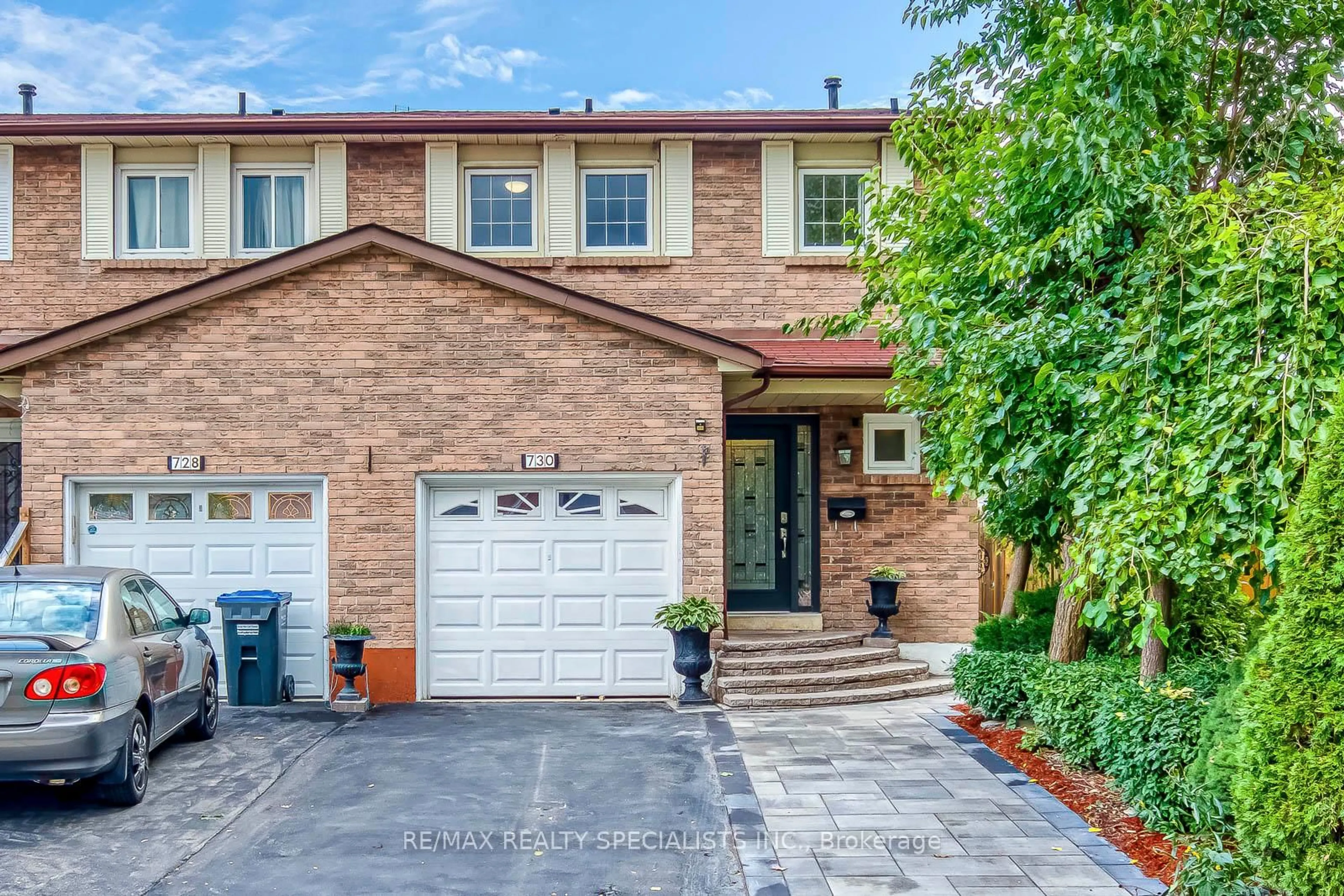 Home with brick exterior material, street for 730 Galloway Cres, Mississauga Ontario L5C 3W1