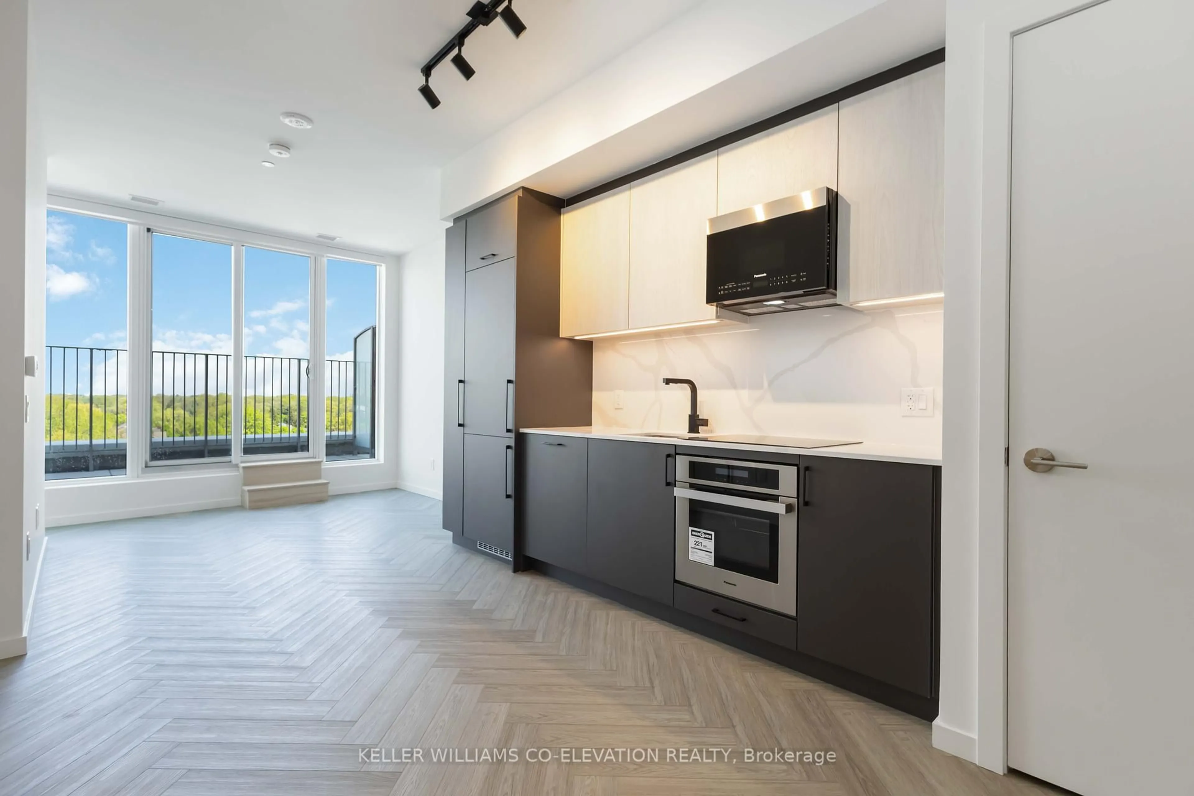 Open concept kitchen, unknown for 689 The Queensway St #818, Toronto Ontario M8Y 1L1
