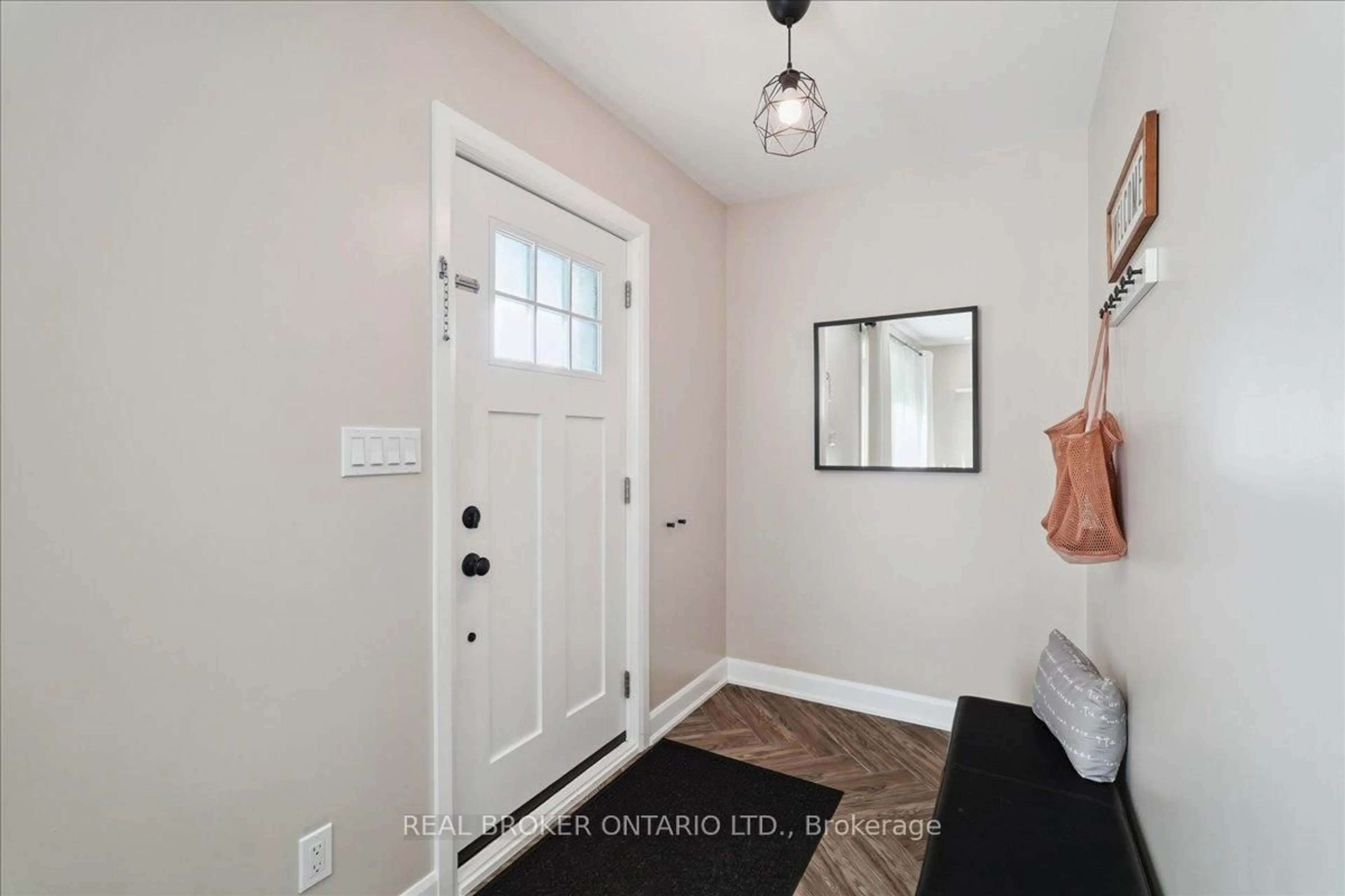 Indoor entryway for 12 Margrath Pl, Toronto Ontario M9C 4L2