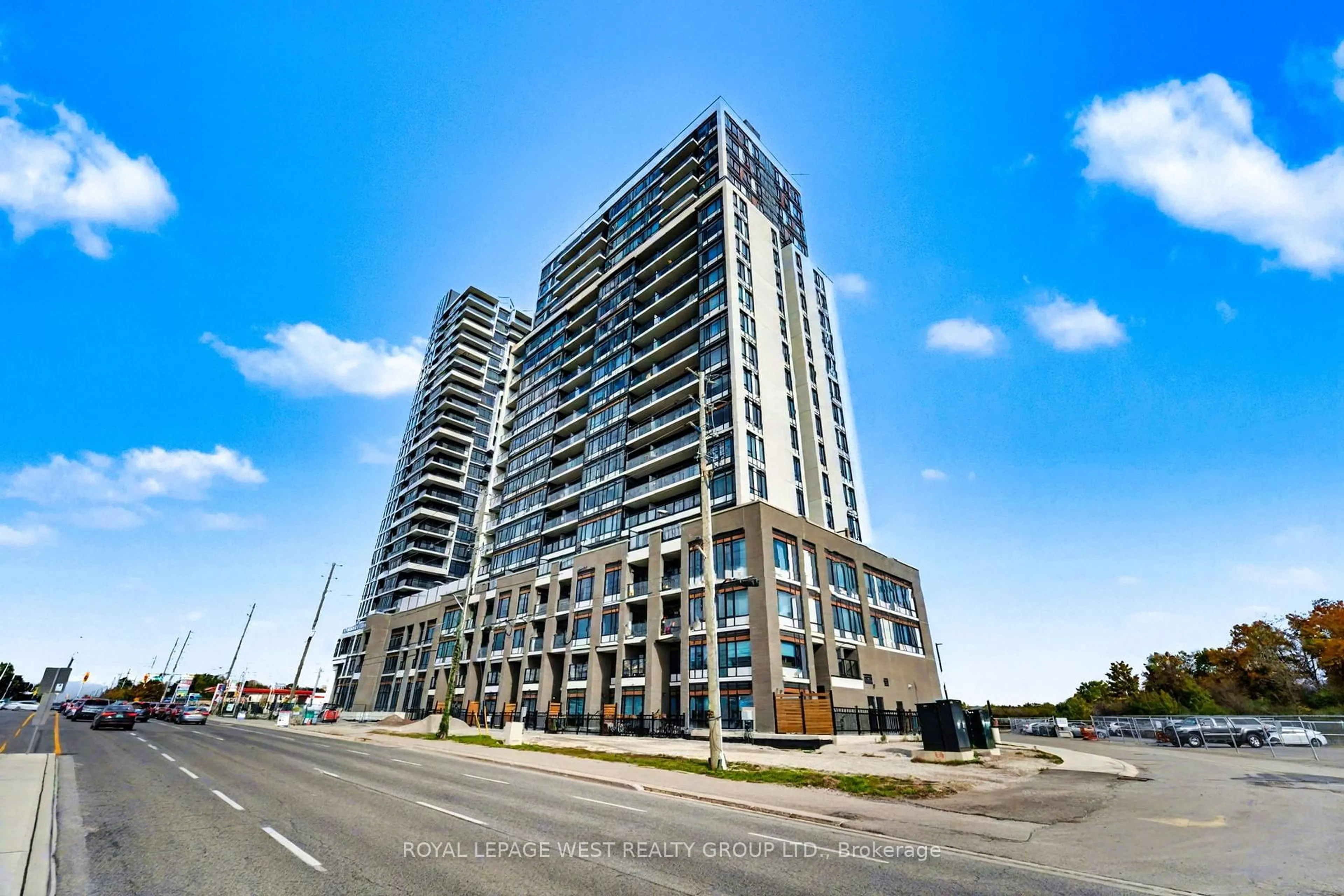 A pic from outside/outdoor area/front of a property/back of a property/a pic from drone, building for 8010 Derry Road #705, Milton Ontario L9T 3L3
