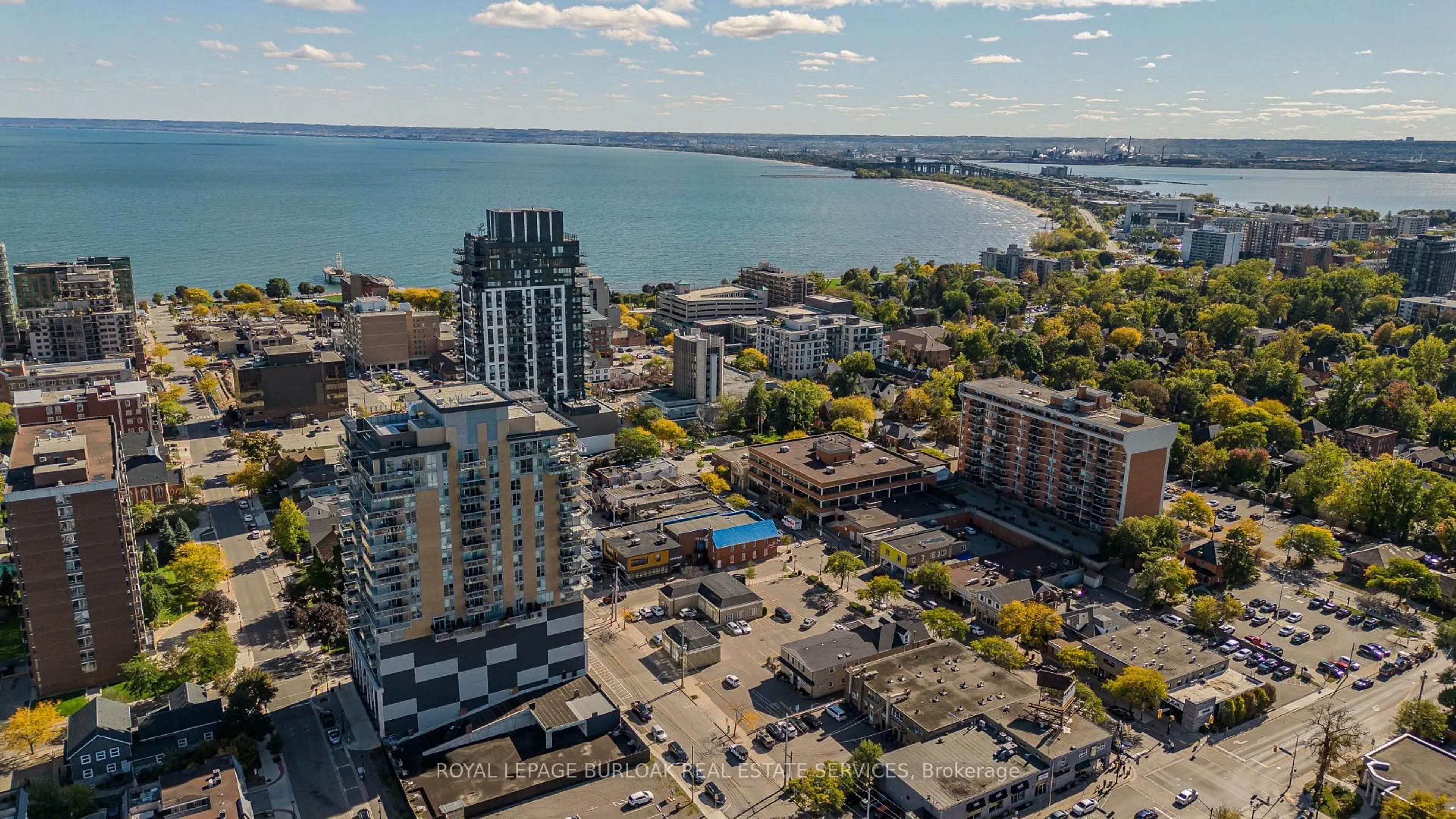 A pic from outside/outdoor area/front of a property/back of a property/a pic from drone, city buildings view from balcony for 2025 Maria St #1104, Burlington Ontario L7R 0E9