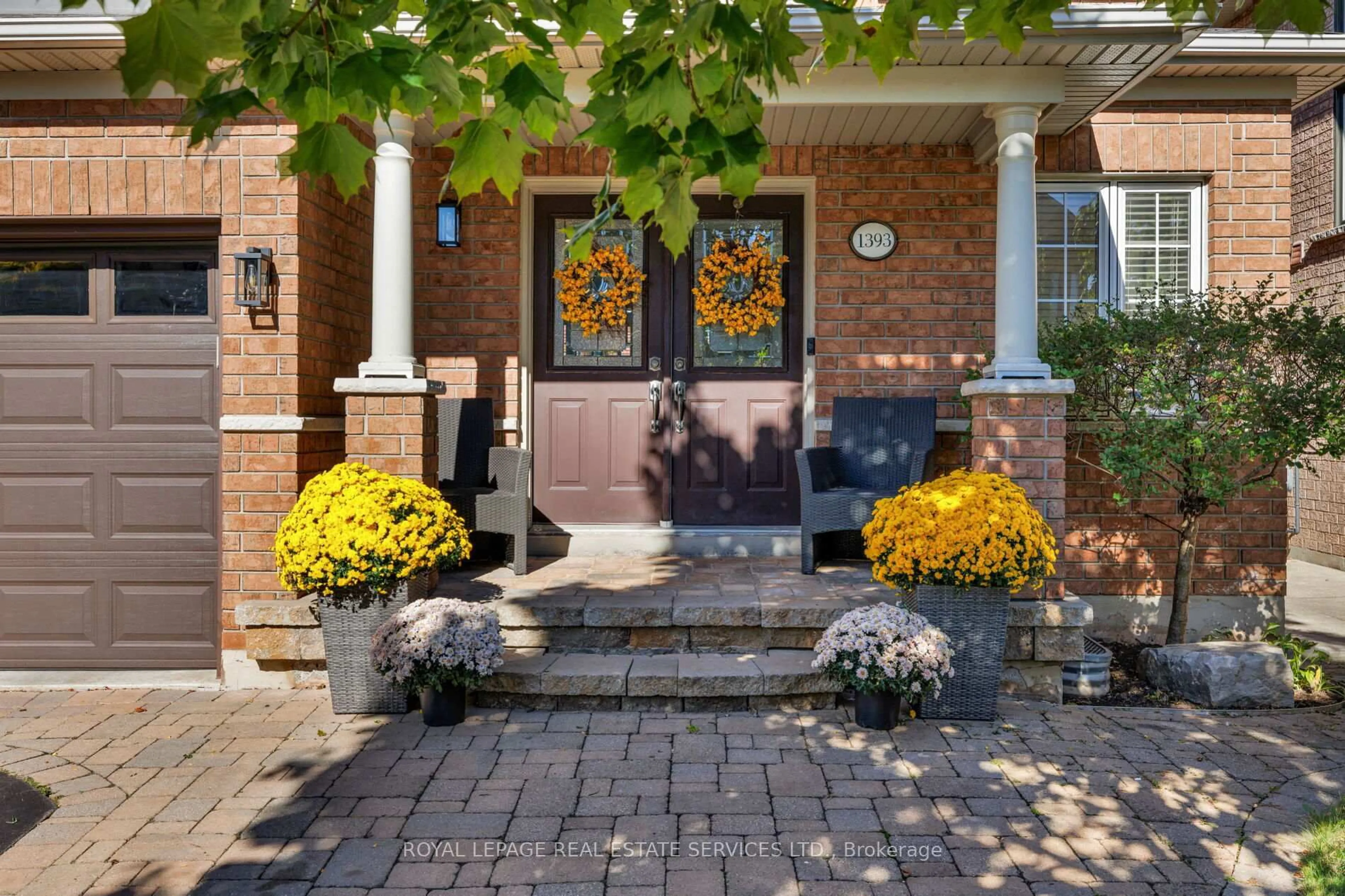 Home with brick exterior material, street for 1393 Derby County Cres, Oakville Ontario L6M 4N8