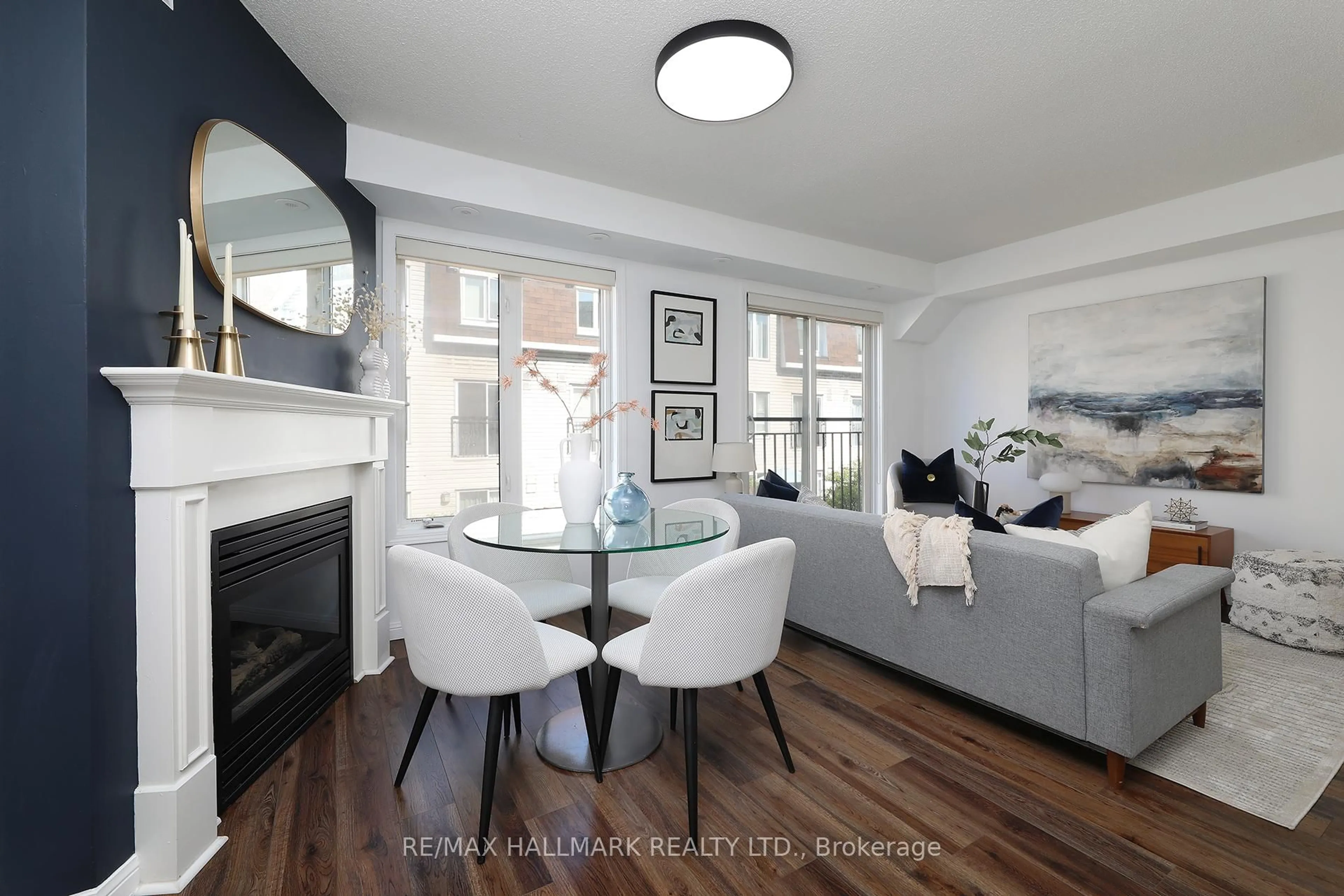 Unknown for 18 Laidlaw St #1005, Toronto Ontario M6K 1X2