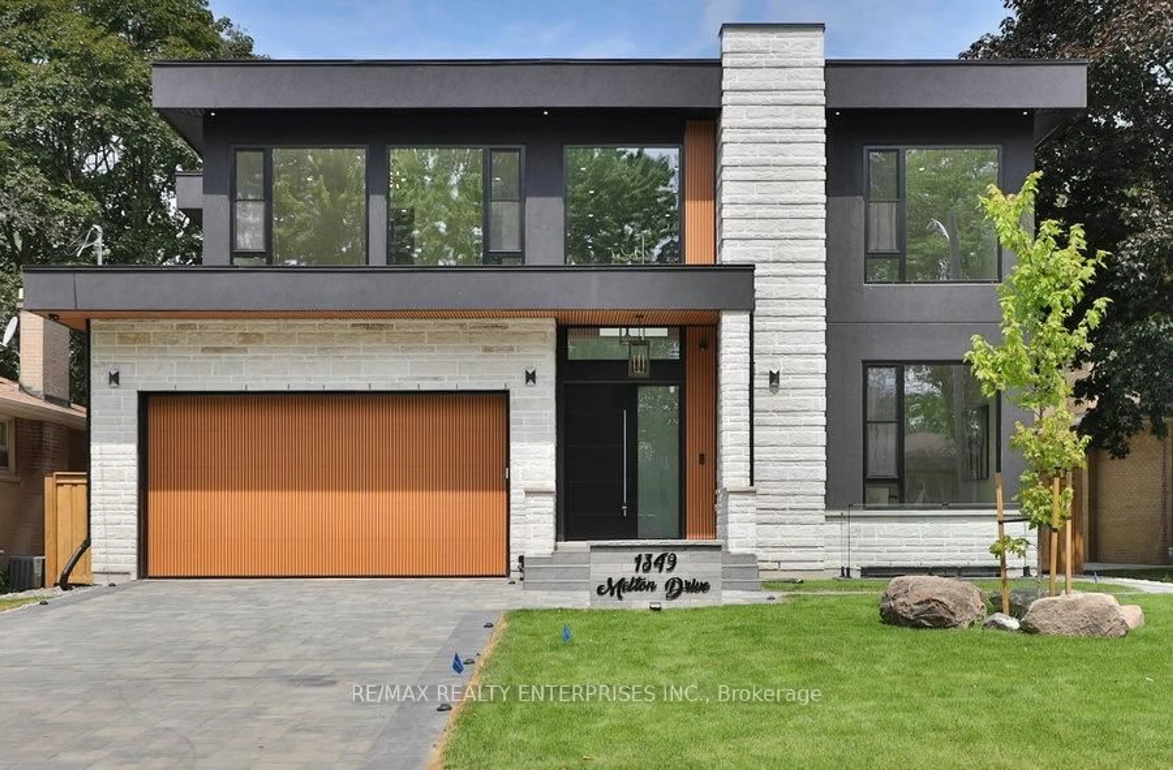 Home with brick exterior material, street for 1349 Melton Dr, Mississauga Ontario L4Y 1L6
