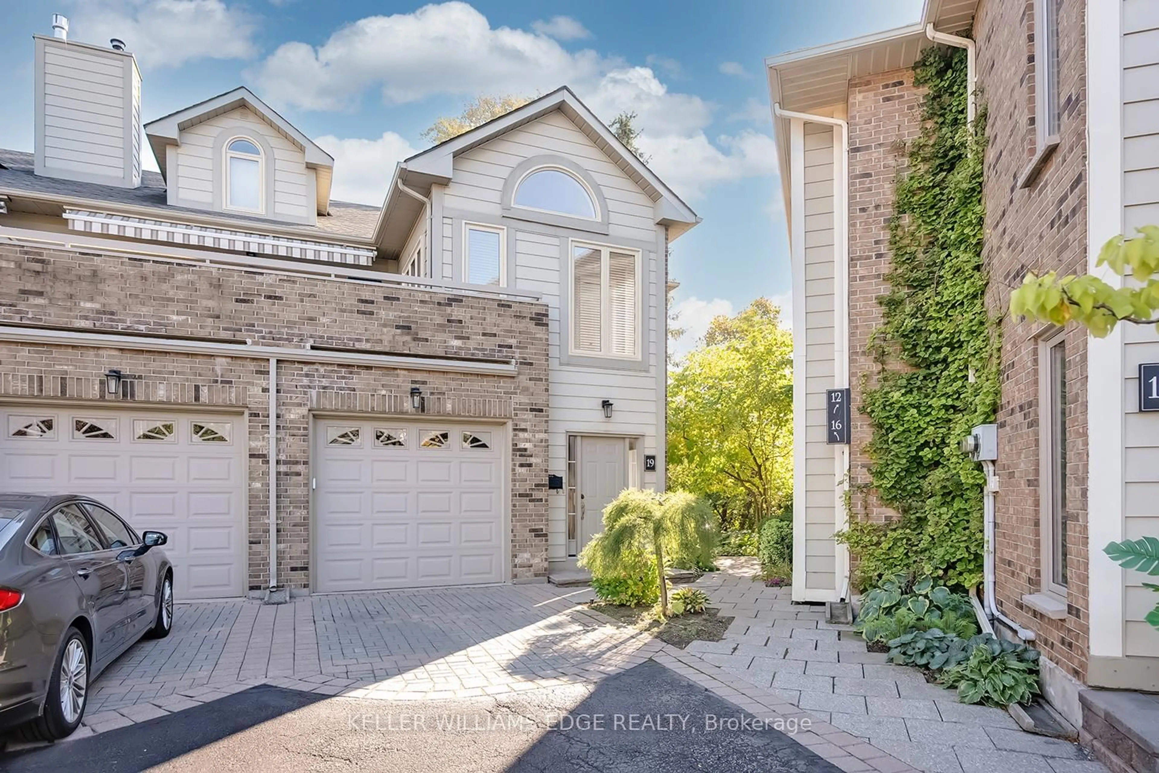 Home with brick exterior material, street for 3230 New St #19, Burlington Ontario L7N 1M8