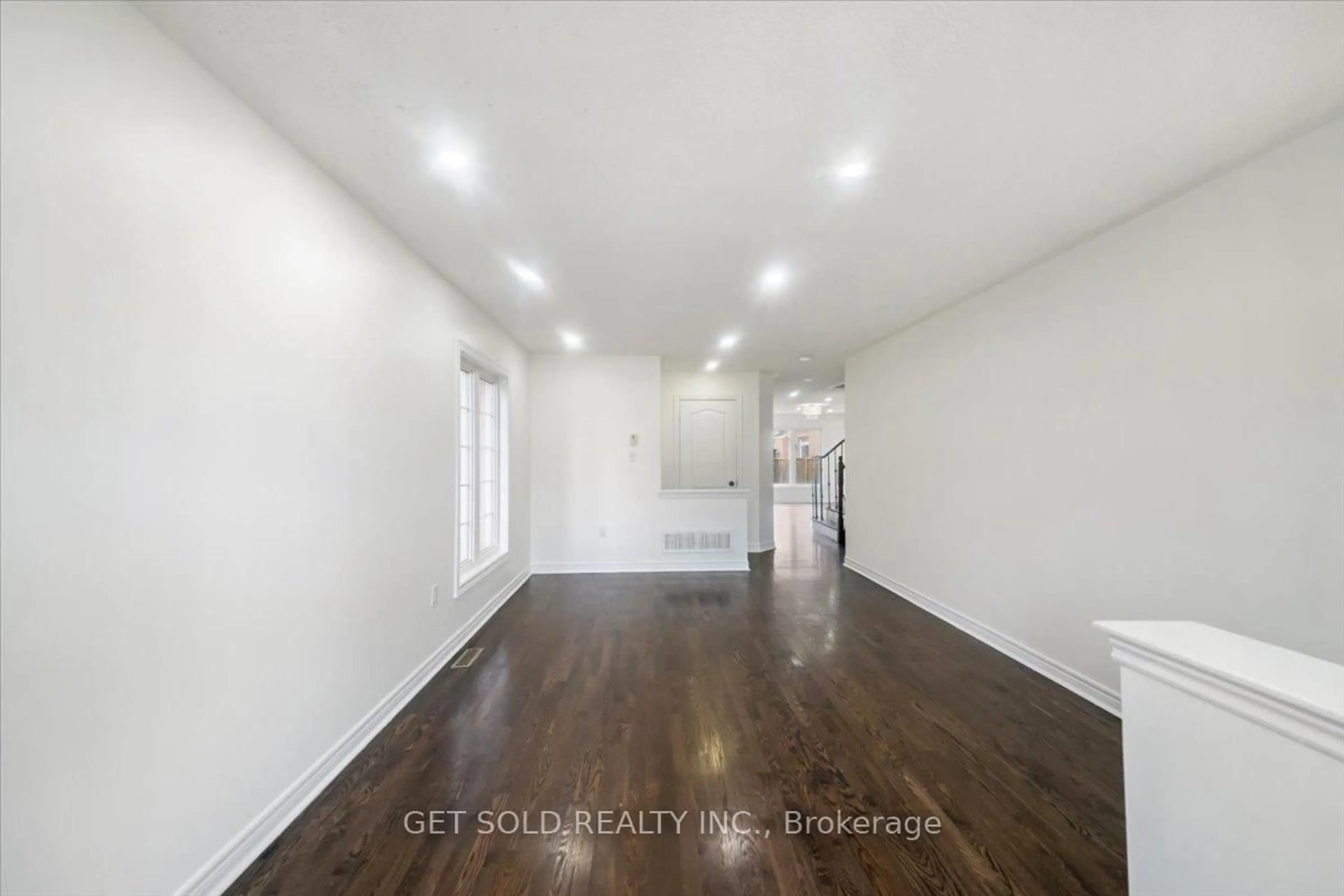 A pic of a room for 455 Scott Blvd, Milton Ontario L9T 0V1