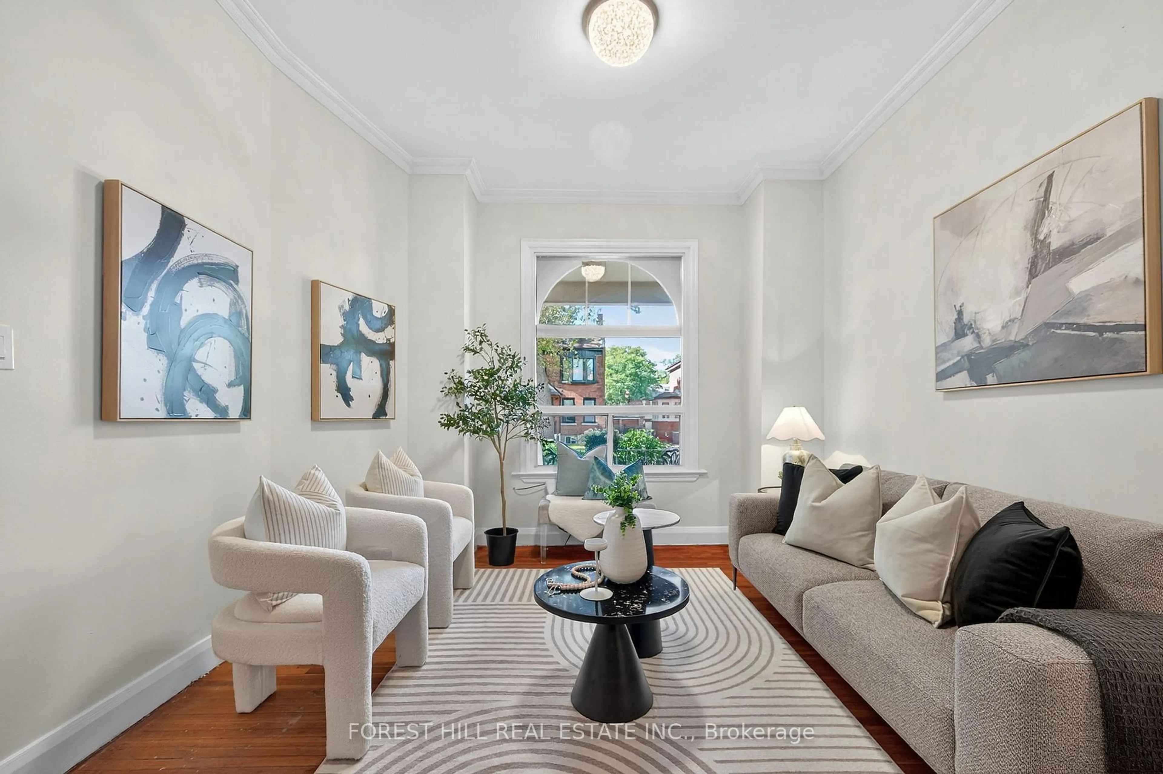 Living room with furniture, unknown for 487 Clendenan Ave, Toronto Ontario M6P 2X7