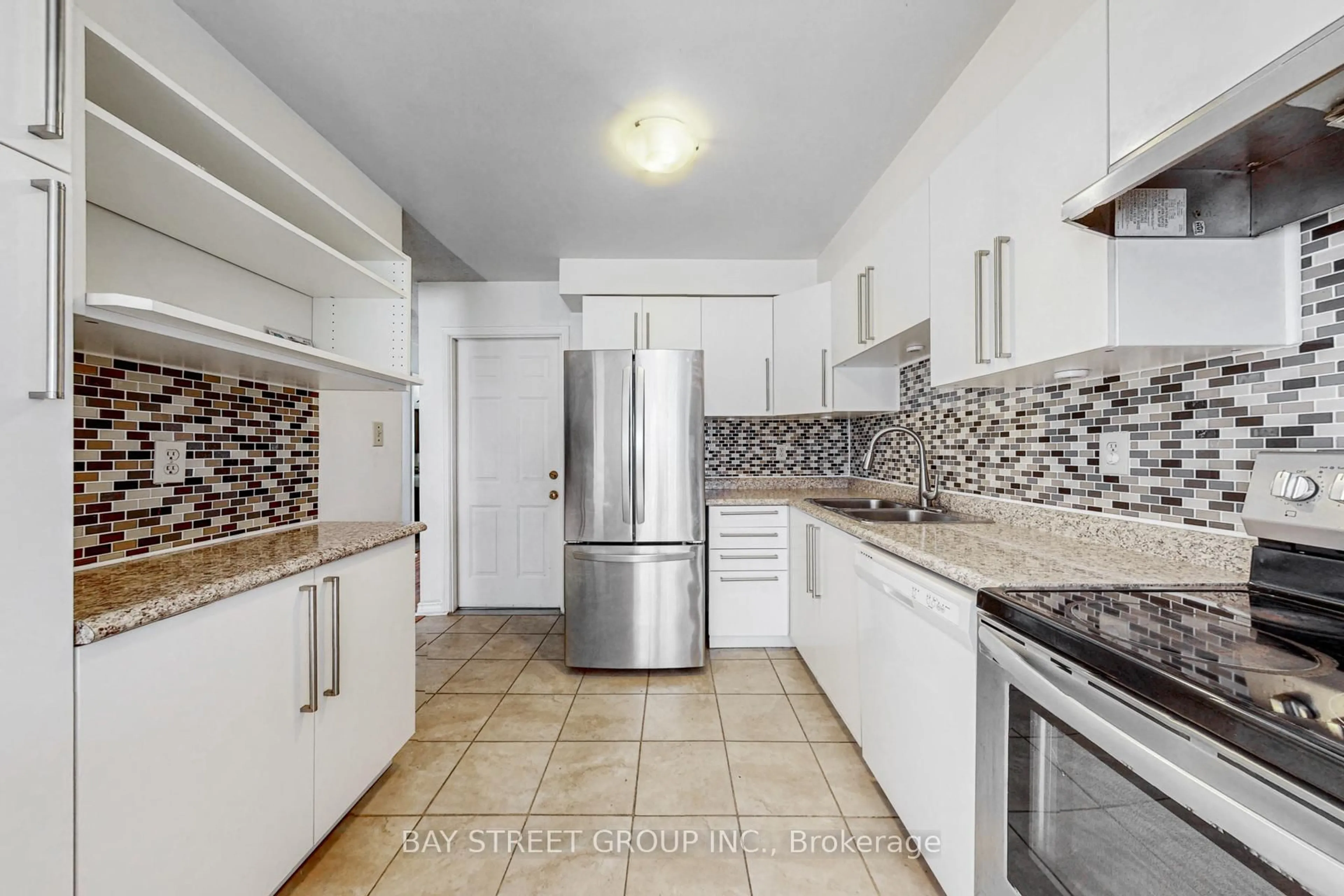Standard kitchen, ceramic/tile floor for 1232 Guelph Line #13, Burlington Ontario L7P 2S9