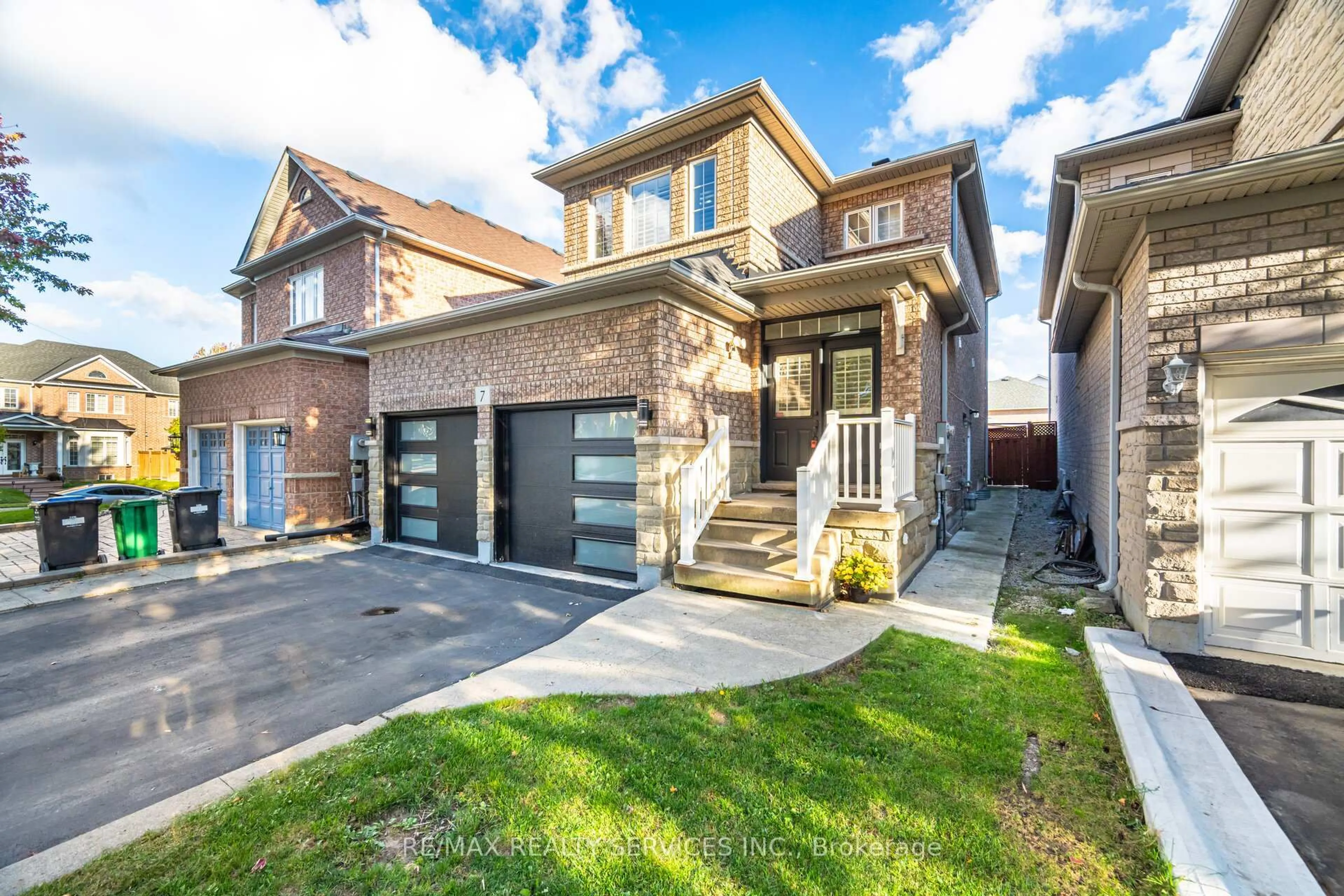 Home with brick exterior material, street for 7 Blue Diamond Dr, Brampton Ontario L6S 6J1