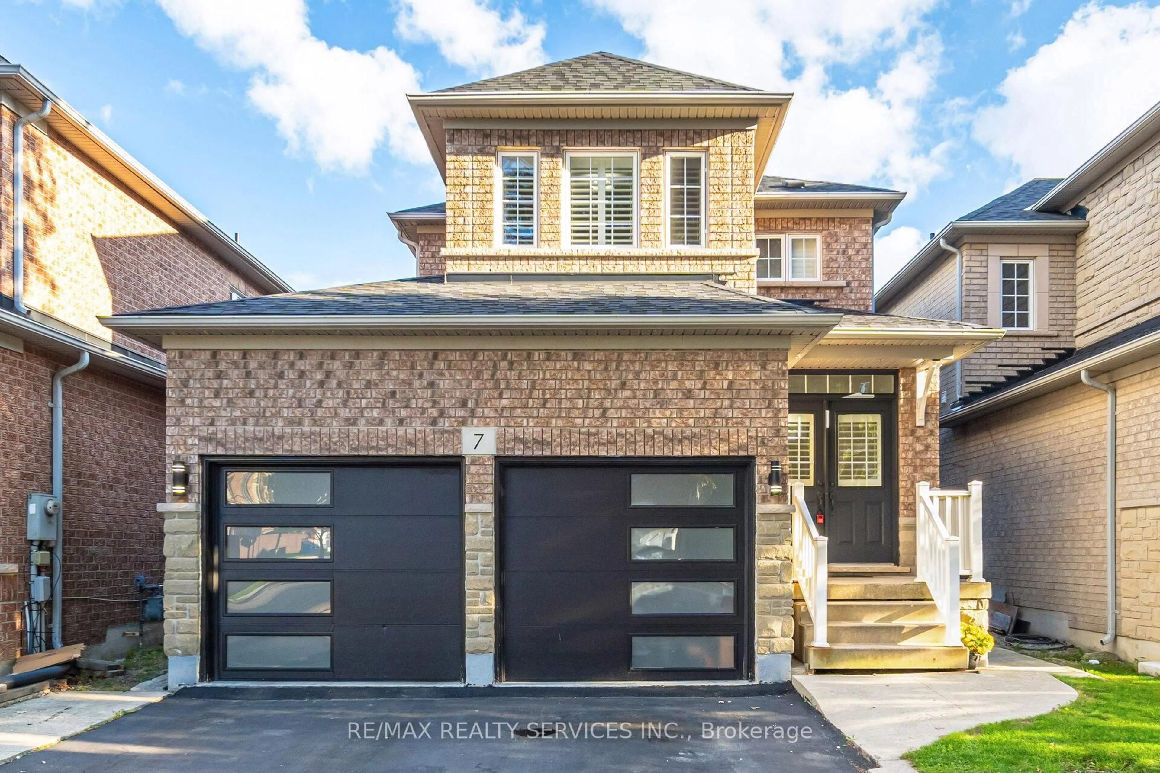 Home with brick exterior material, street for 7 Blue Diamond Dr, Brampton Ontario L6S 6J1