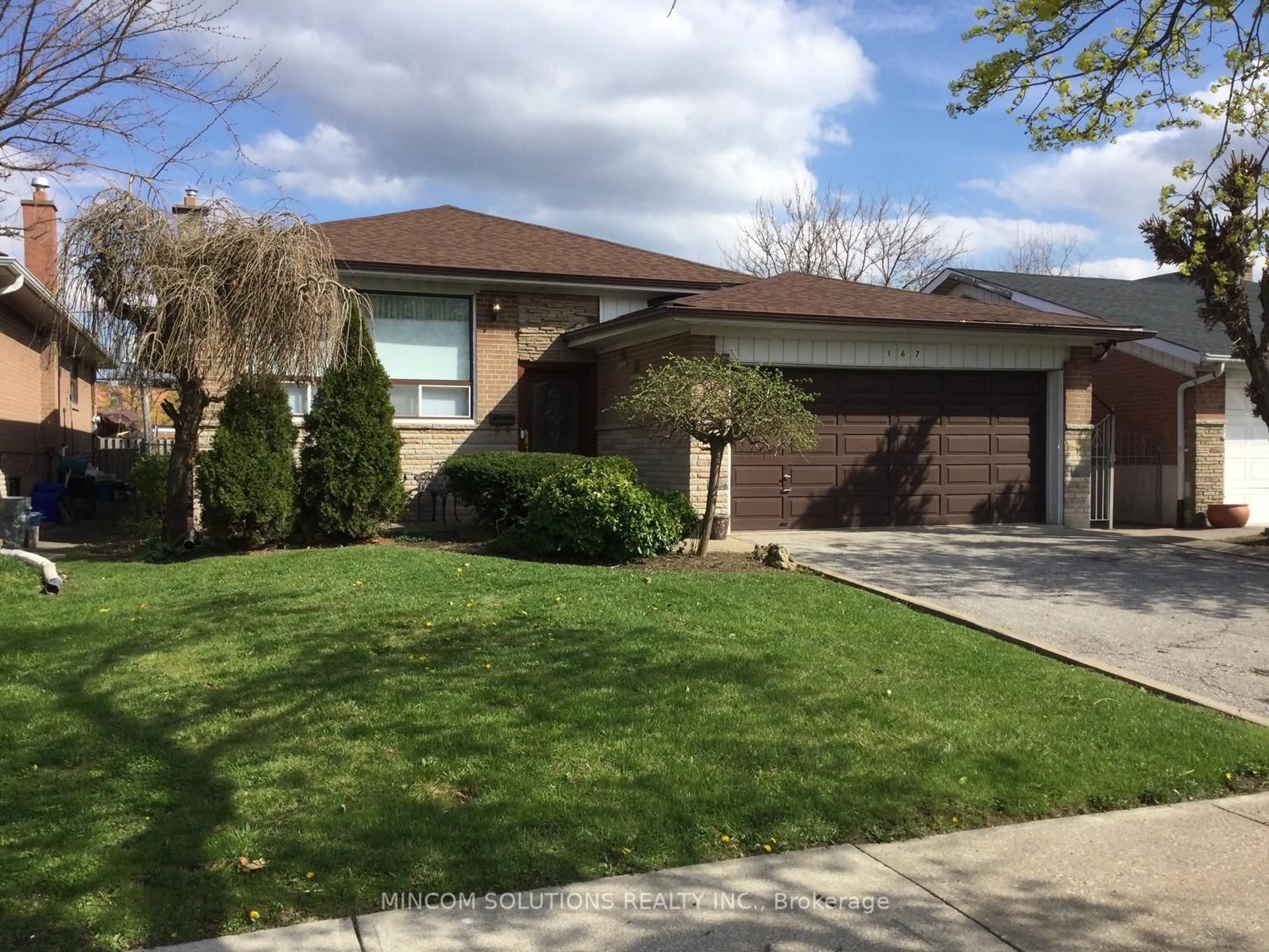 Home with brick exterior material, street for 167 Kingsview Blvd, Toronto Ontario M9R 1V7