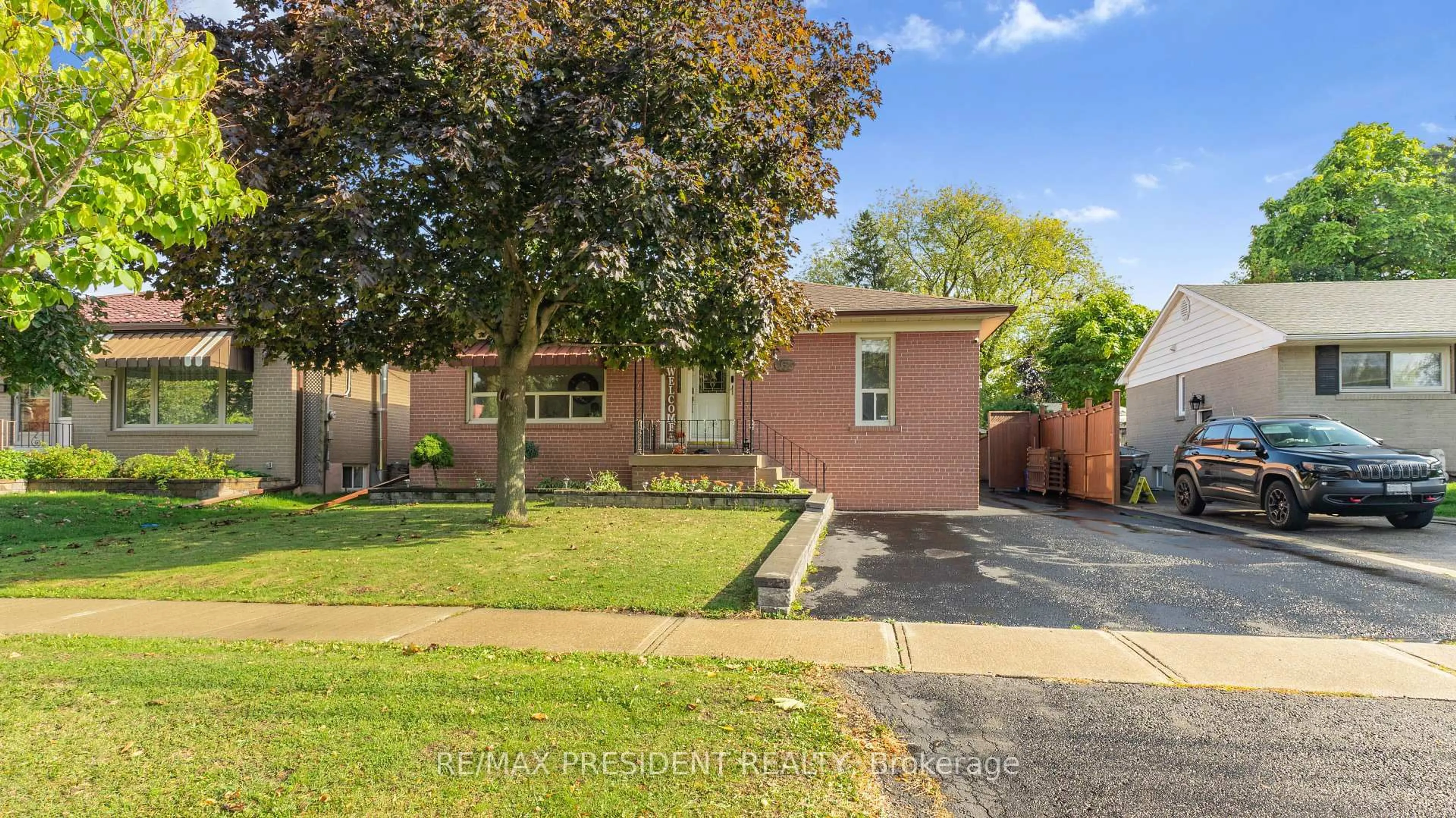 Home with brick exterior material, street for 163 Prince Charles Dr, Halton Hills Ontario L7G 3W1