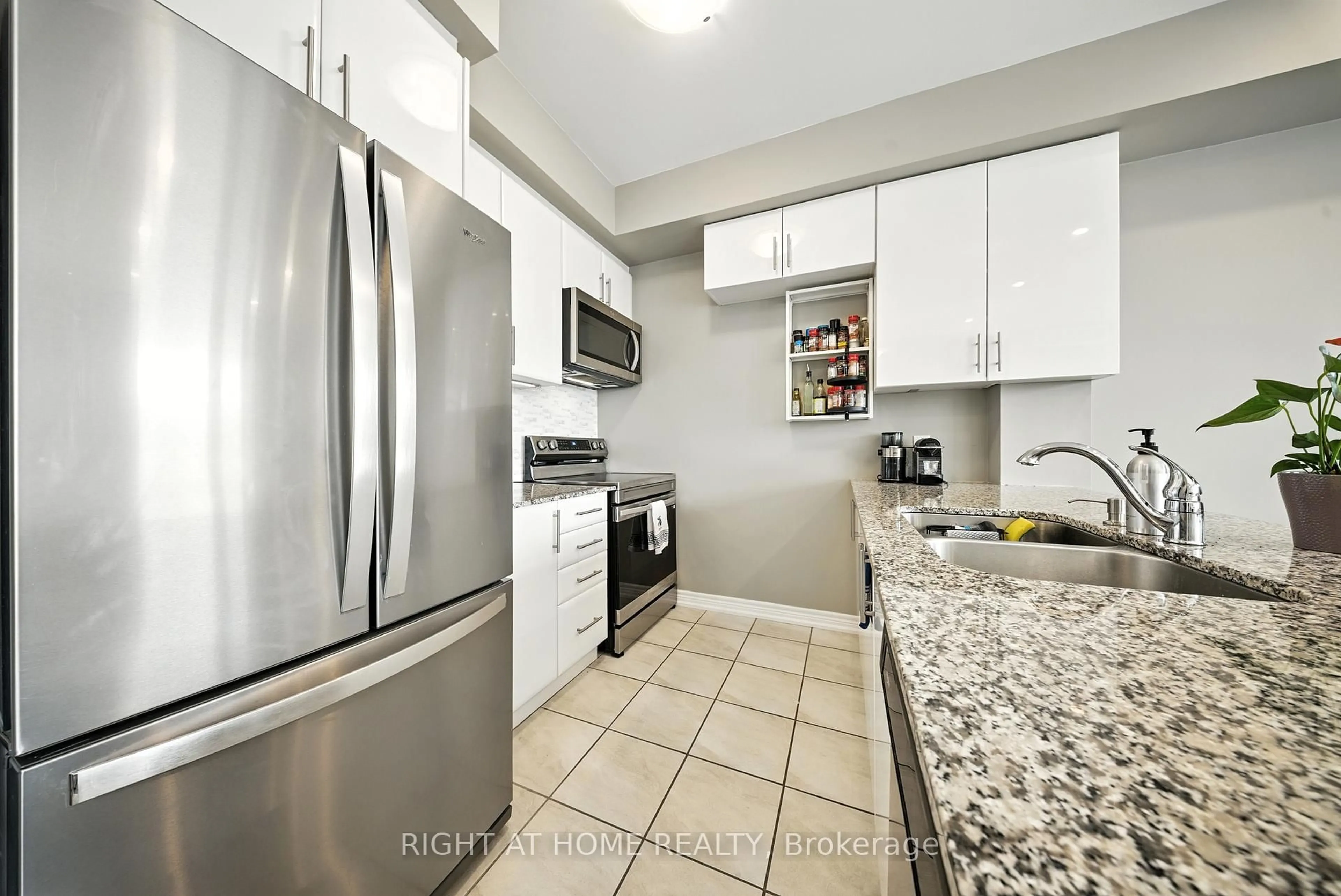 Standard kitchen, ceramic/tile floor for 2370 Khalsa Gate #311, Oakville Ontario L6M 1P5